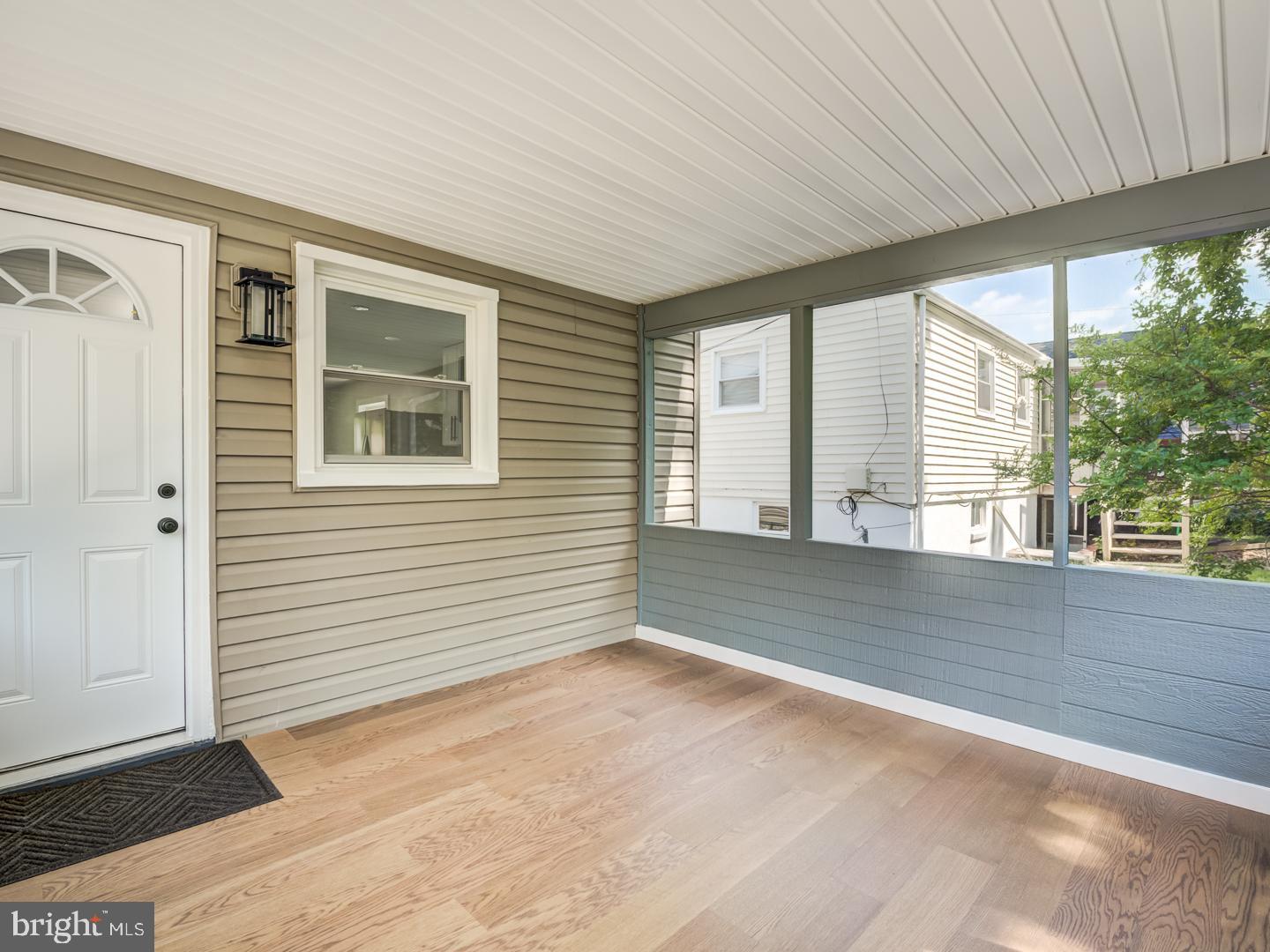 COLUMBIA PARK - Residential