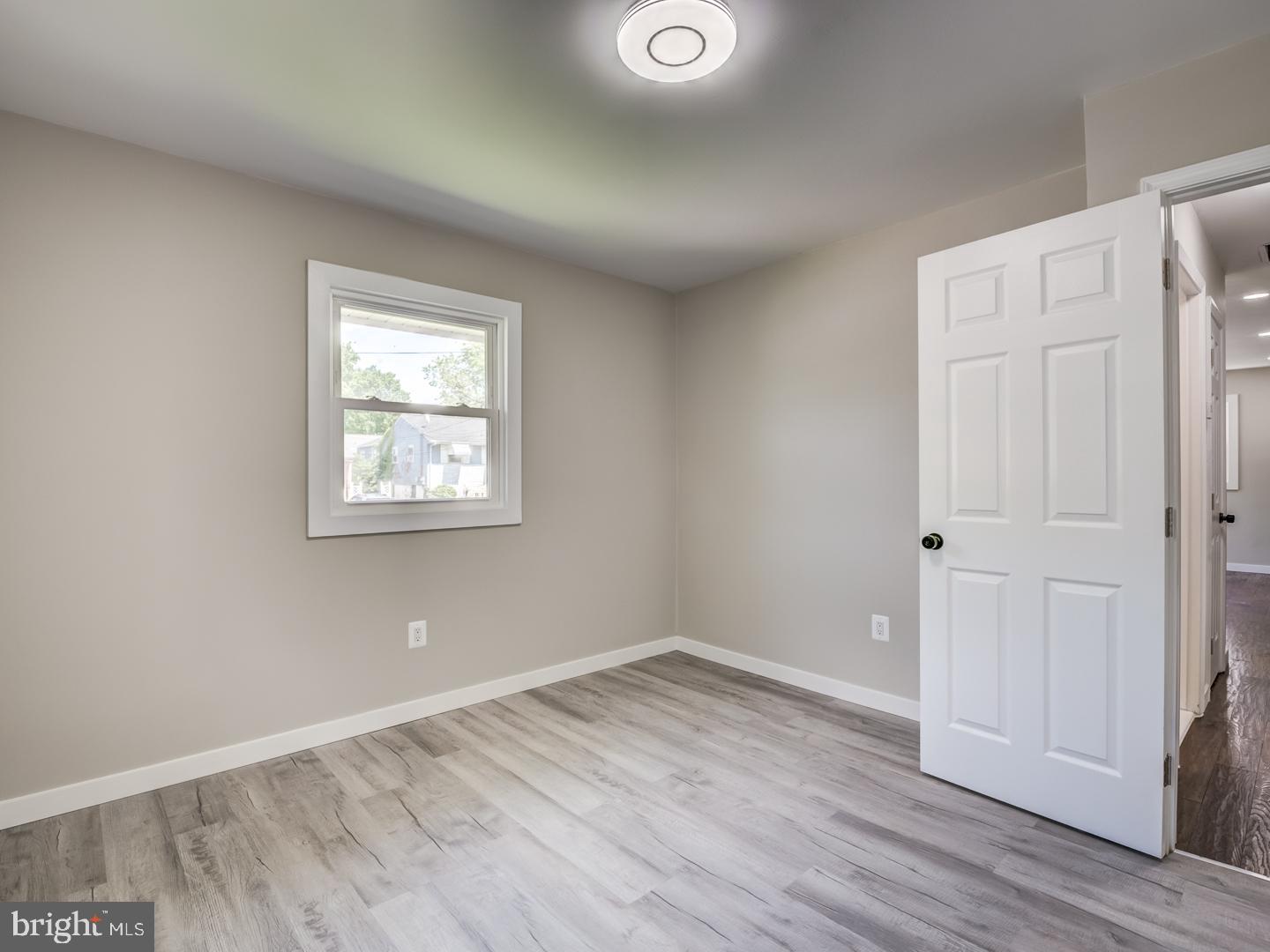 COLUMBIA PARK - Residential