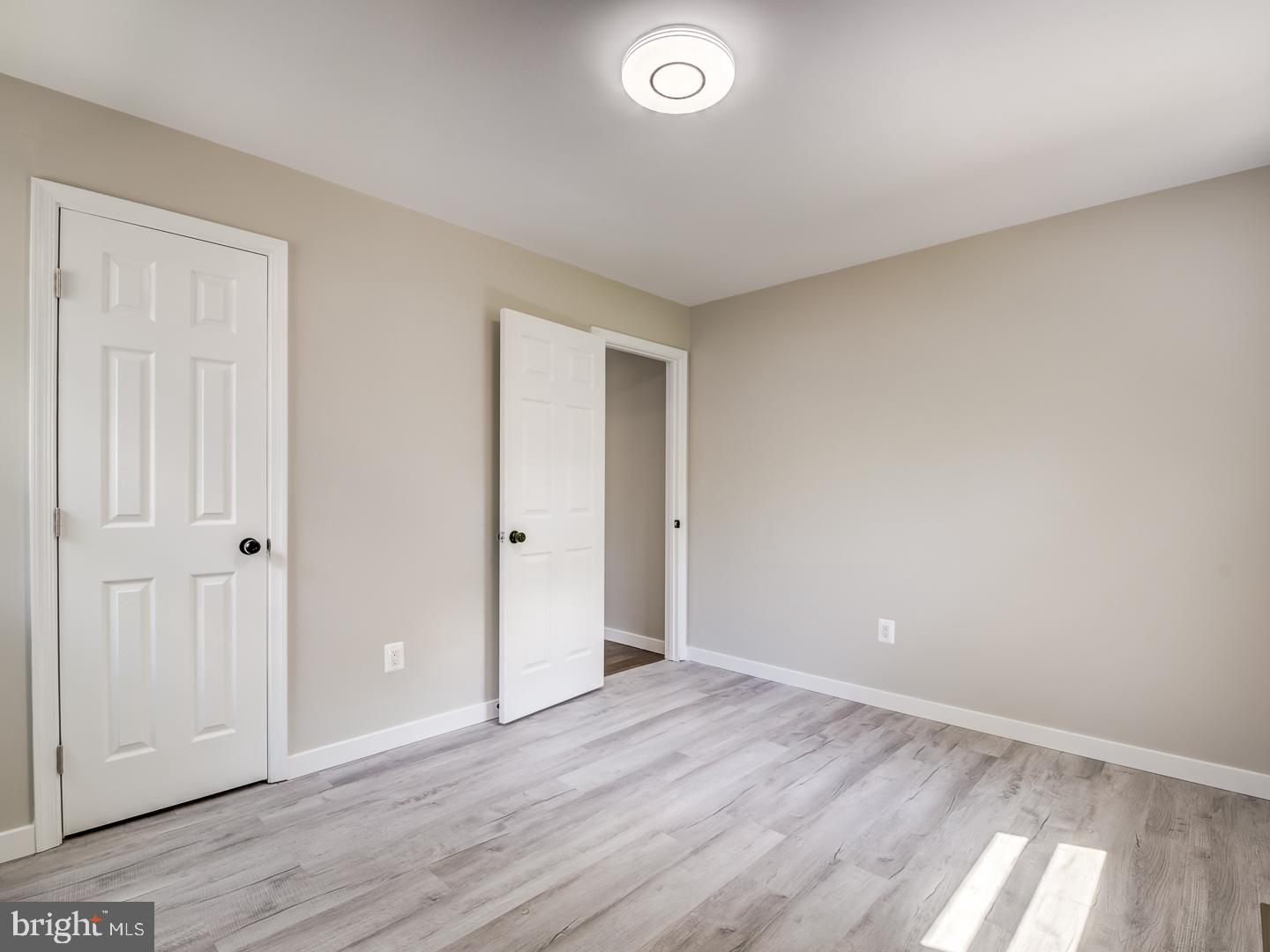 COLUMBIA PARK - Residential