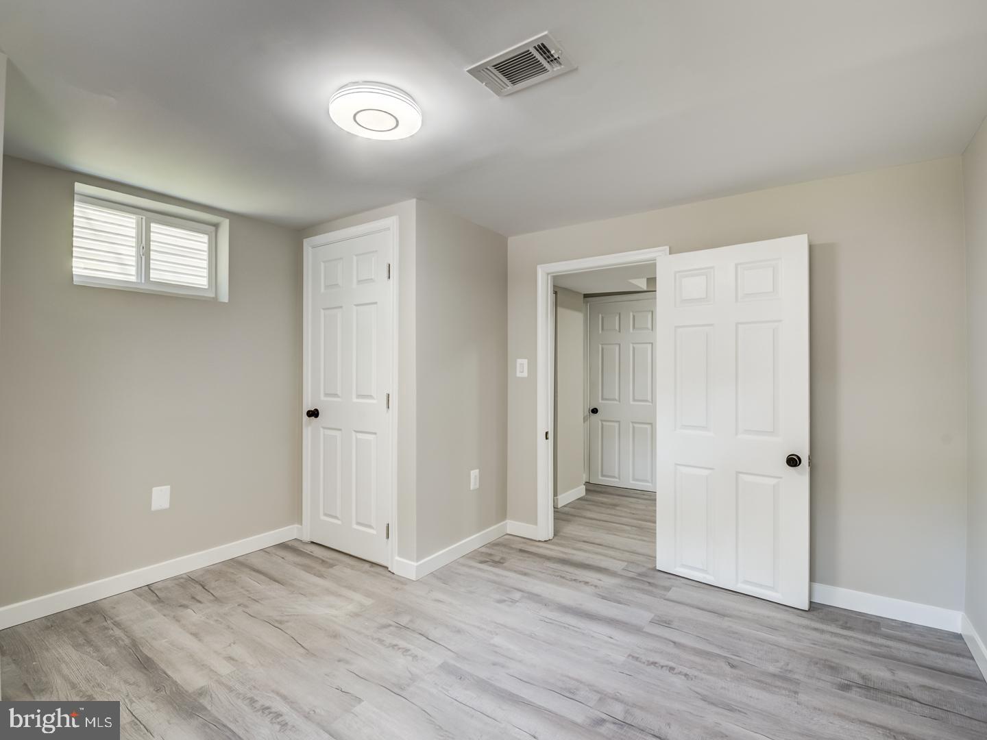 COLUMBIA PARK - Residential