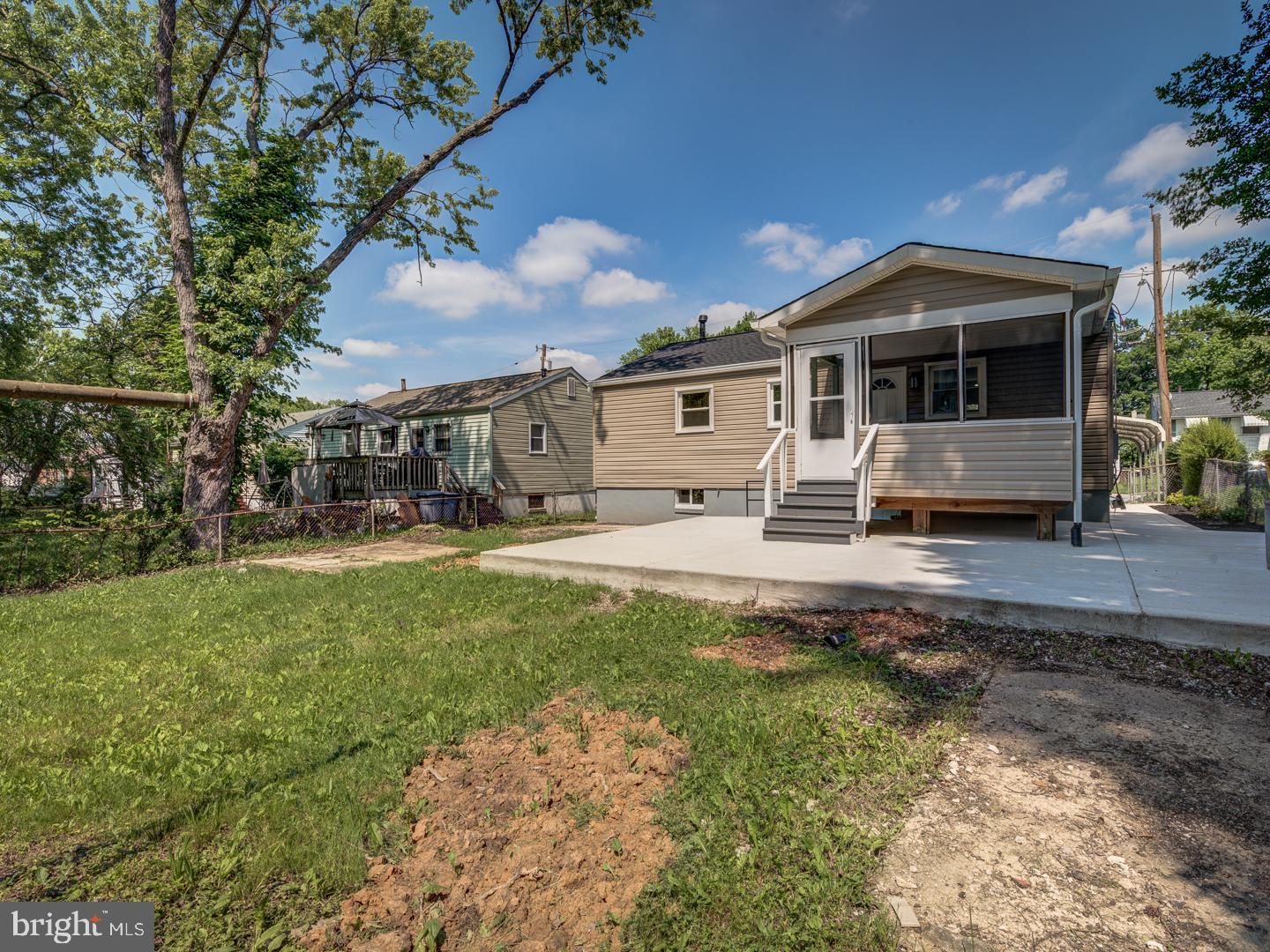 COLUMBIA PARK - Residential