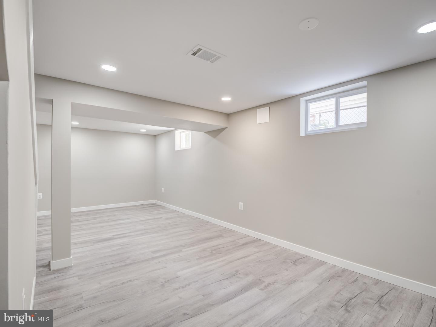 COLUMBIA PARK - Residential