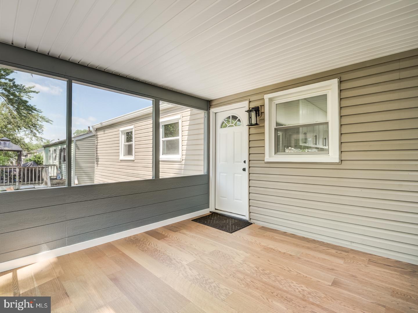 COLUMBIA PARK - Residential