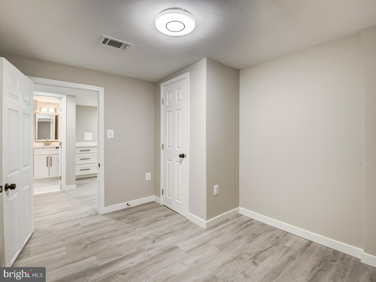 COLUMBIA PARK - Residential