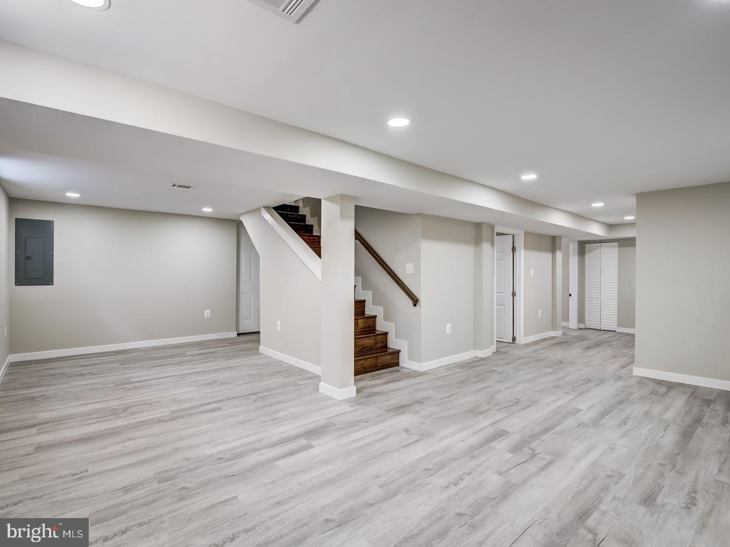 COLUMBIA PARK - Residential