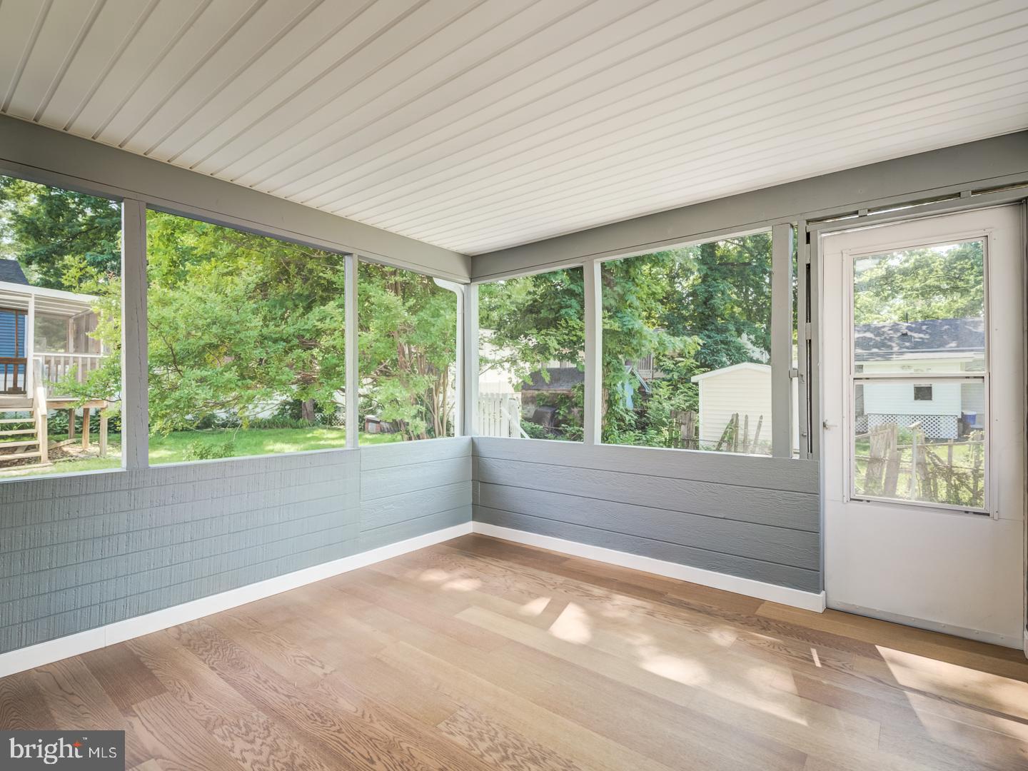 COLUMBIA PARK - Residential