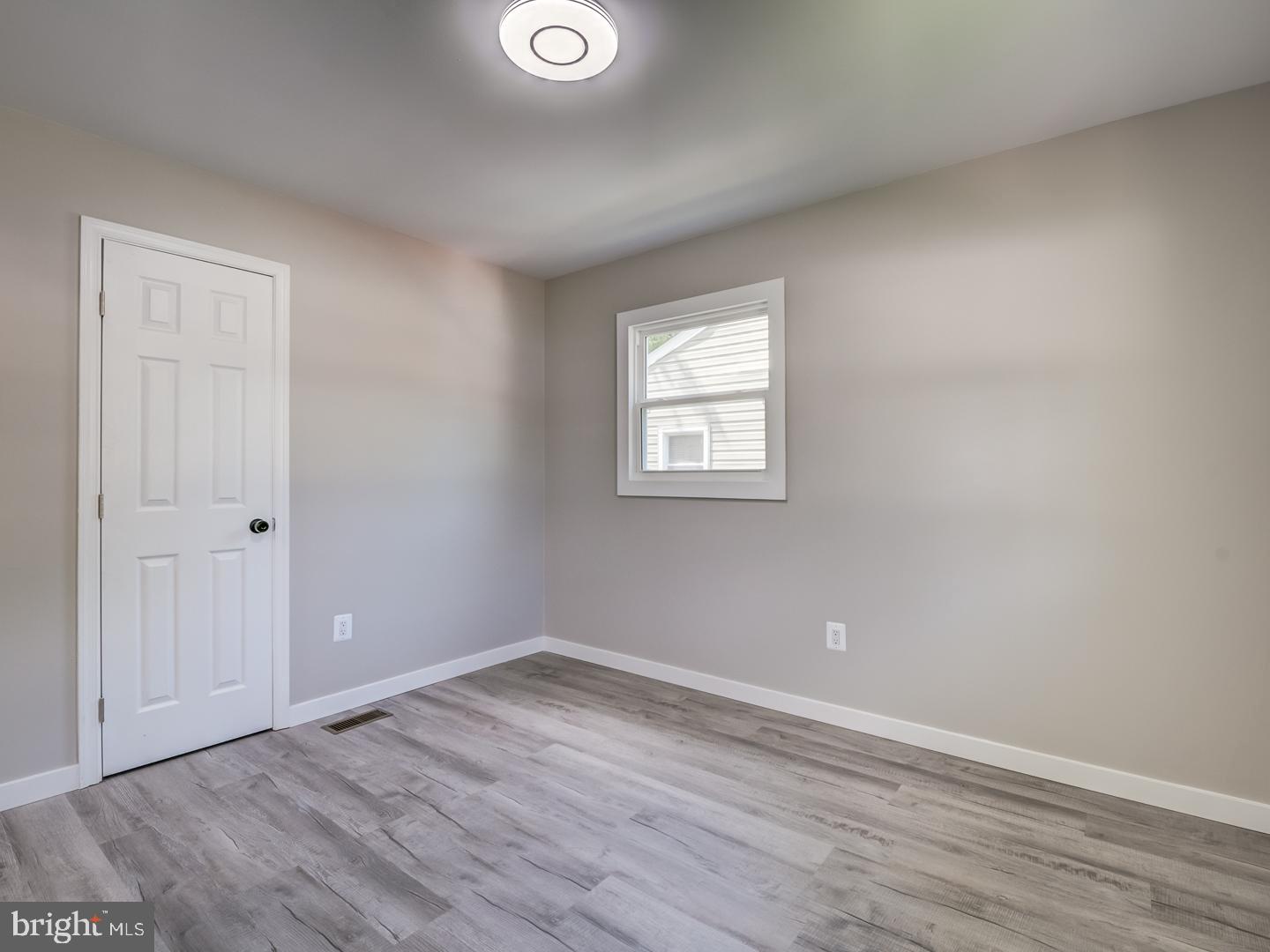 COLUMBIA PARK - Residential