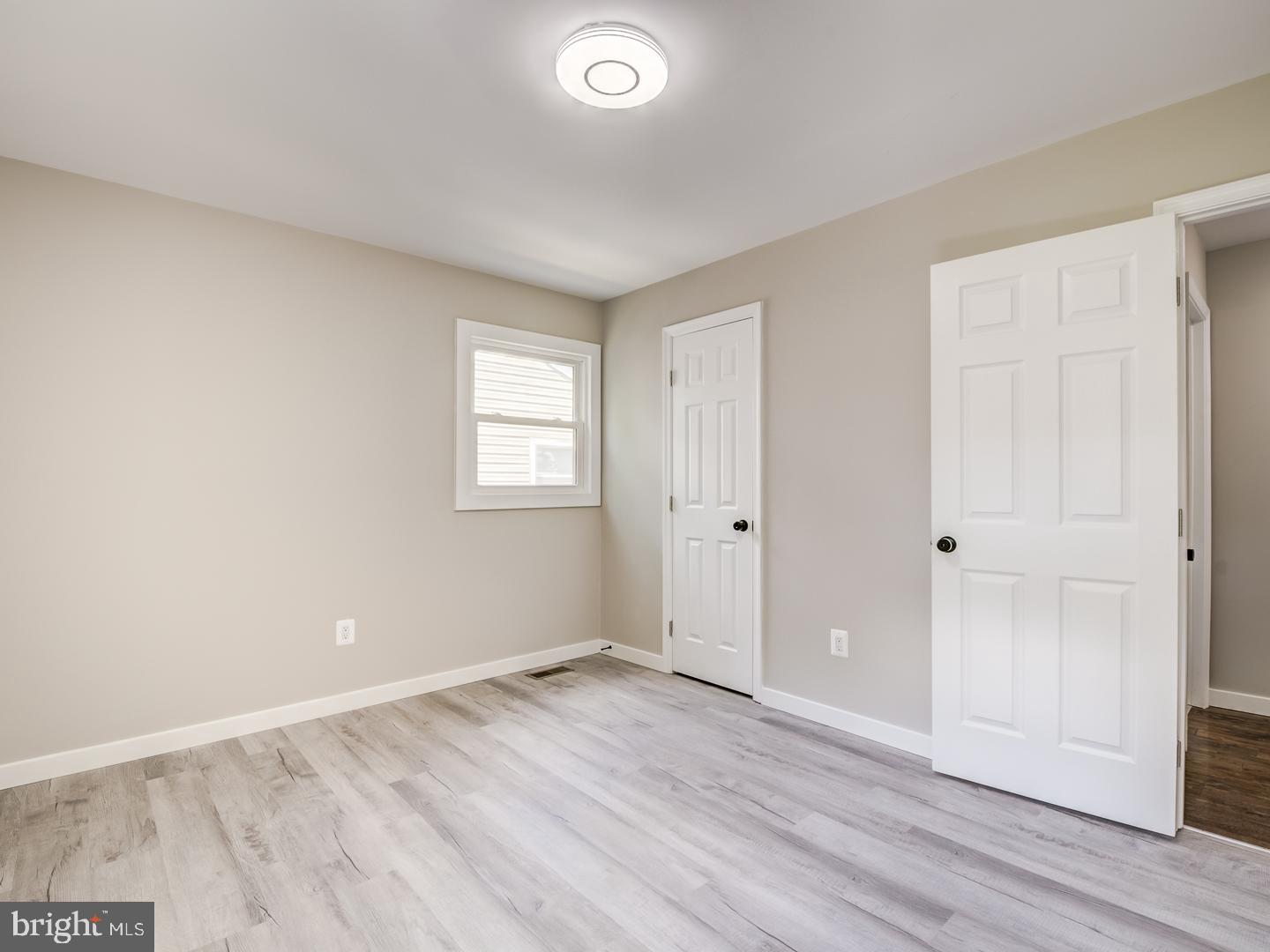 COLUMBIA PARK - Residential