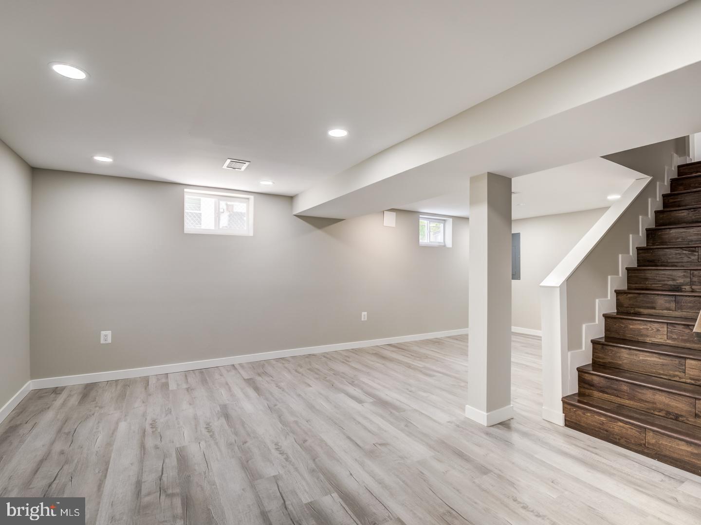 COLUMBIA PARK - Residential