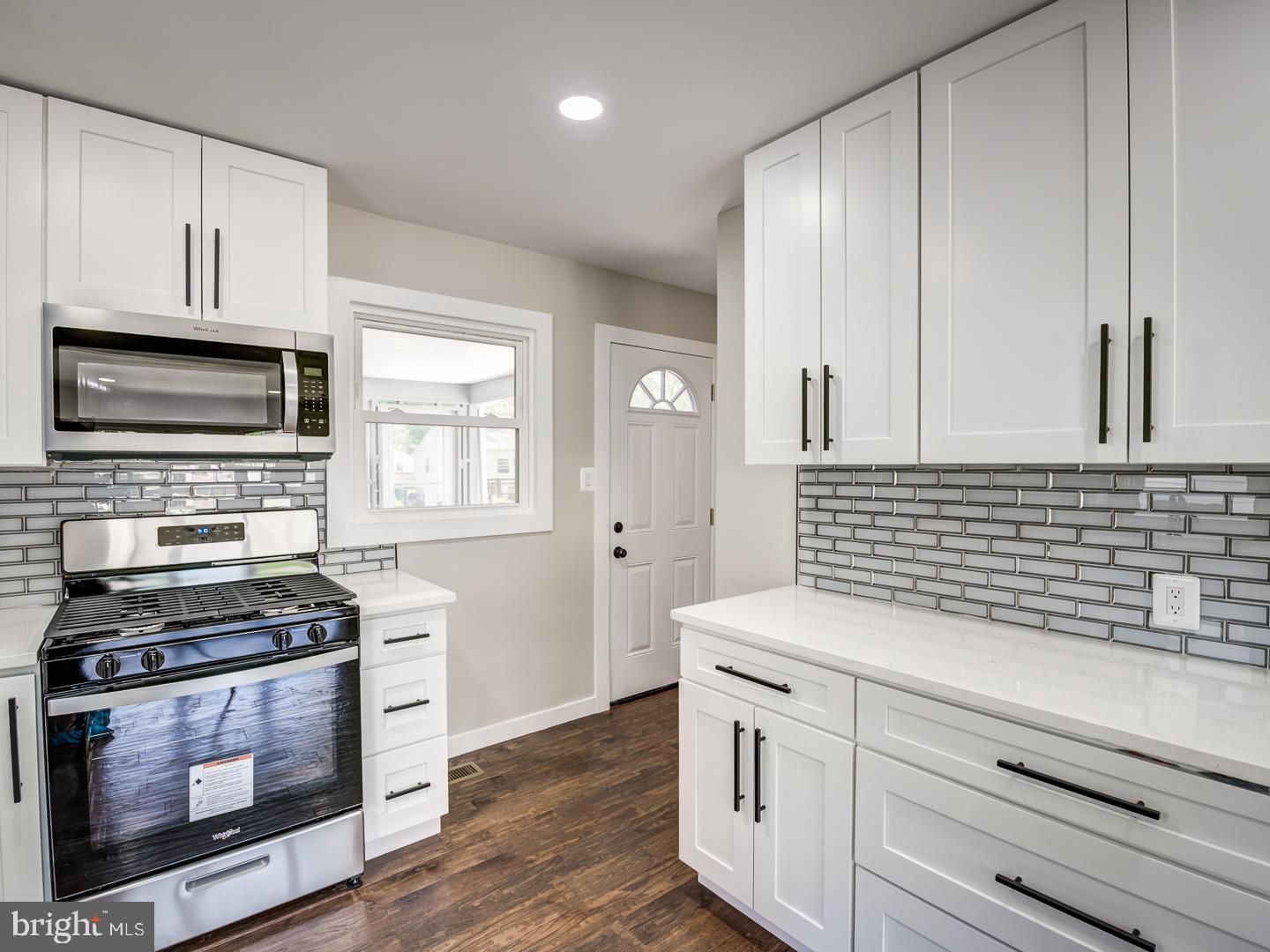 COLUMBIA PARK - Residential