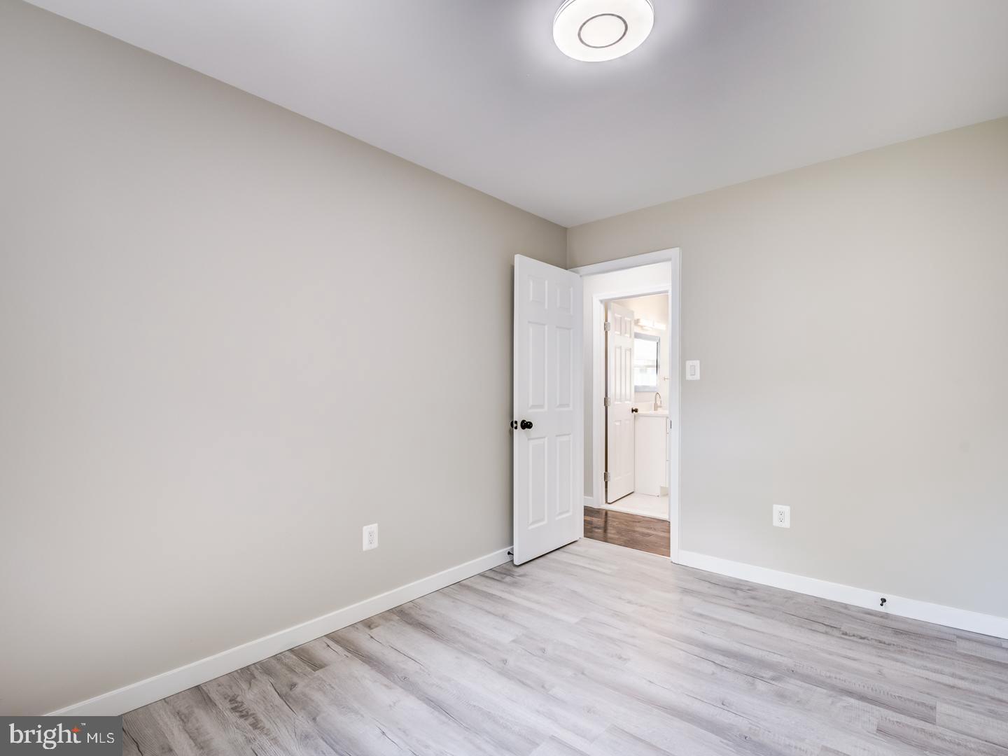 COLUMBIA PARK - Residential