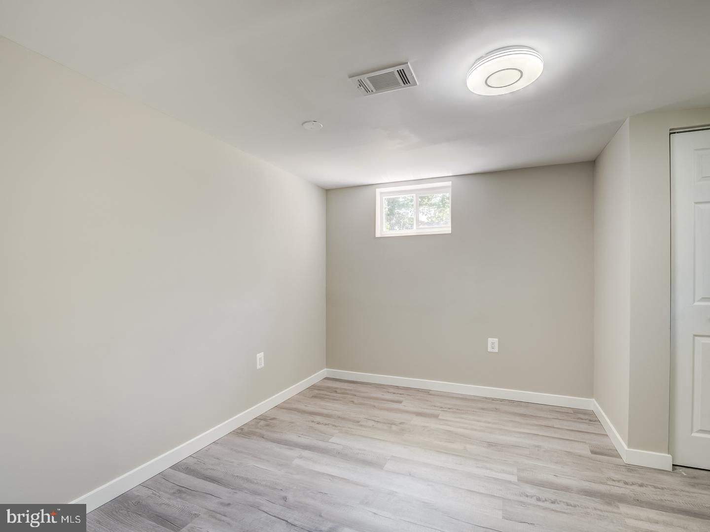 COLUMBIA PARK - Residential