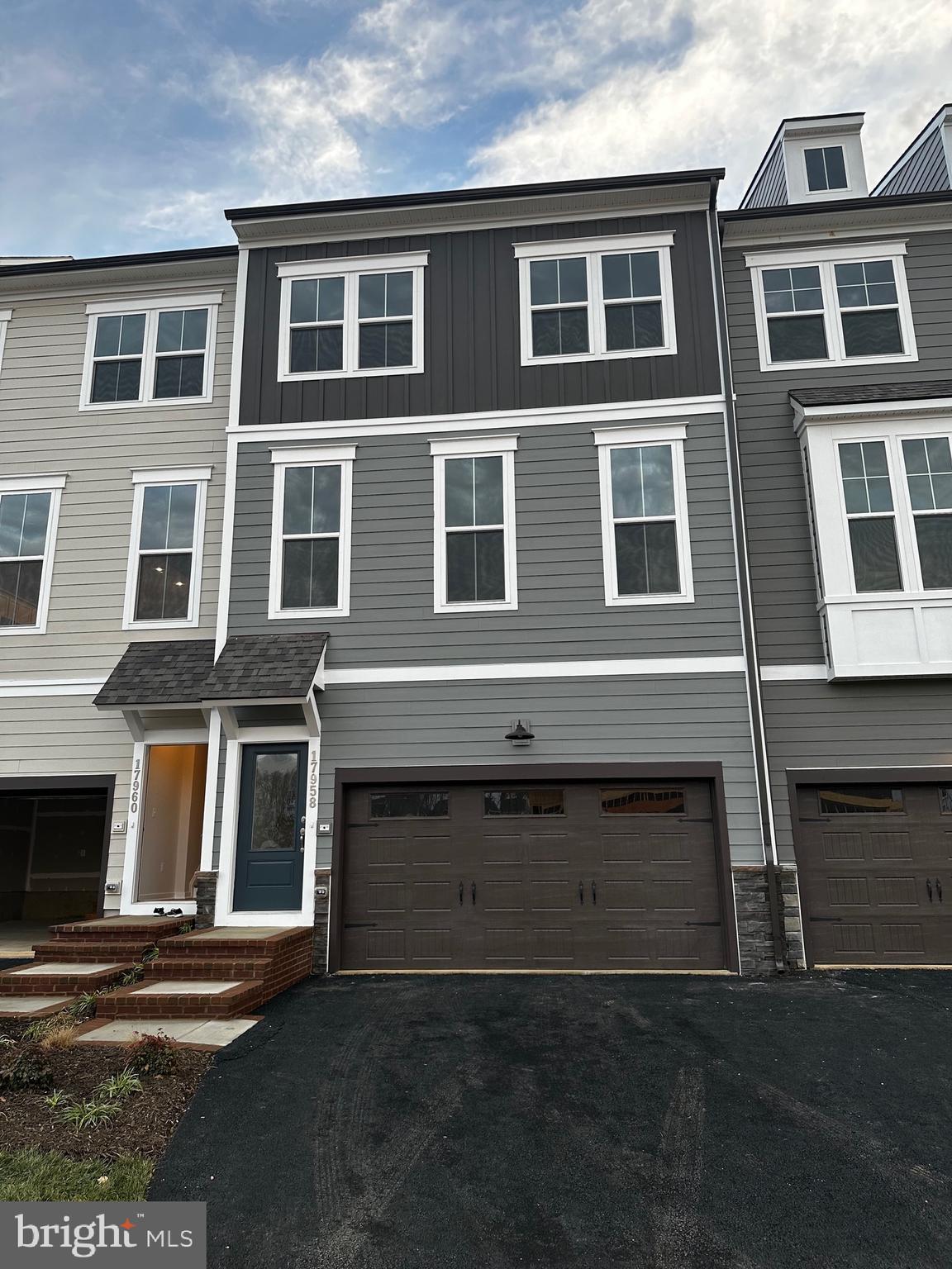 POTOMAC SHORES - Residential Lease