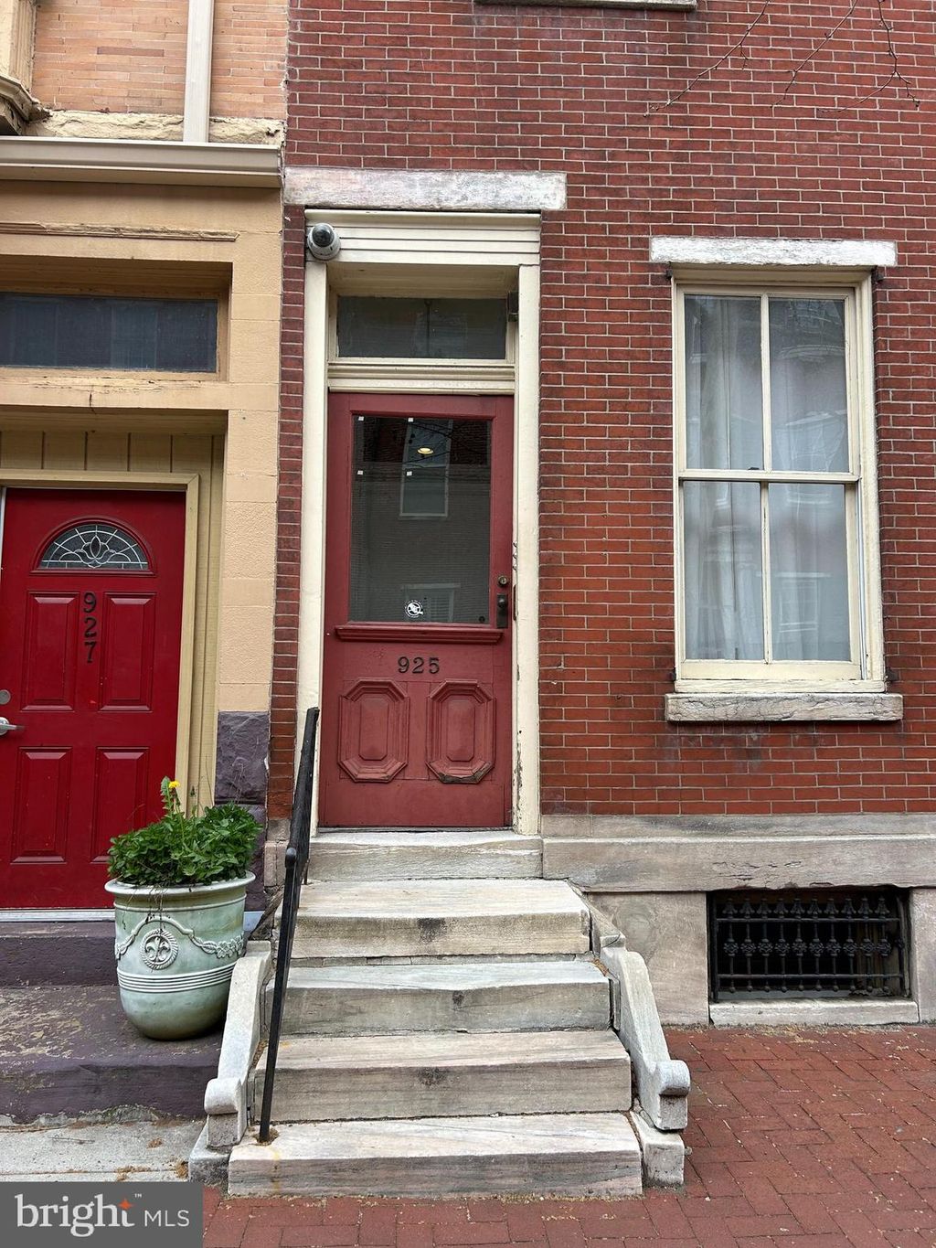 Photo of 925 Spruce Street, PHILADELPHIA, PA 19107 (MLS # PAPH2542870)
