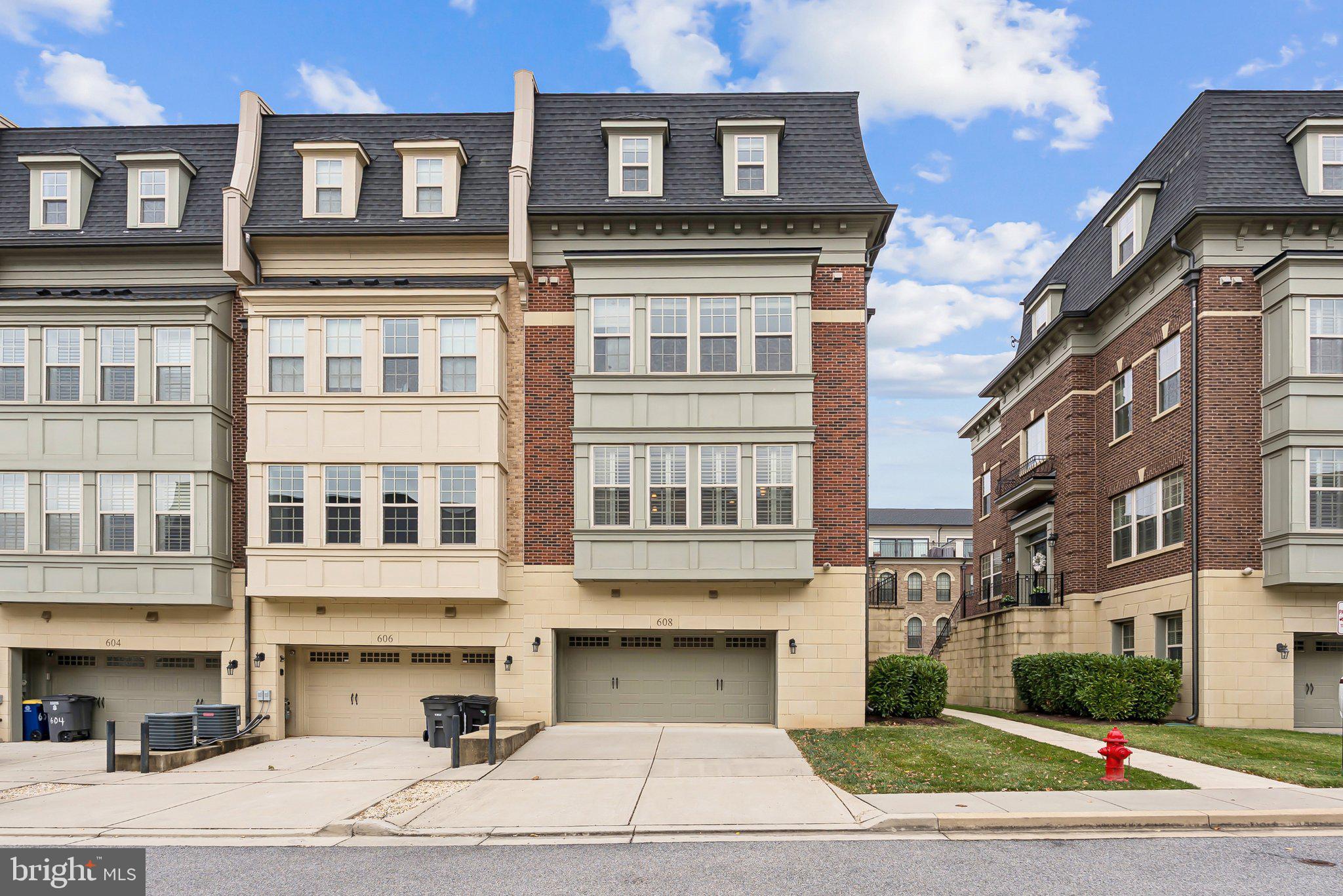 POTOMAC OVERLOOK CONDO - Residential