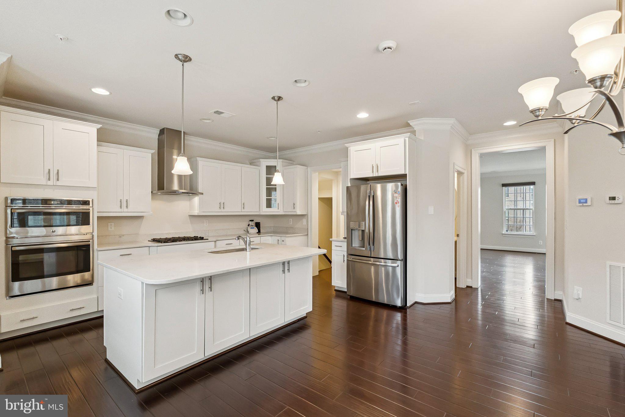 POTOMAC OVERLOOK CONDO - Residential