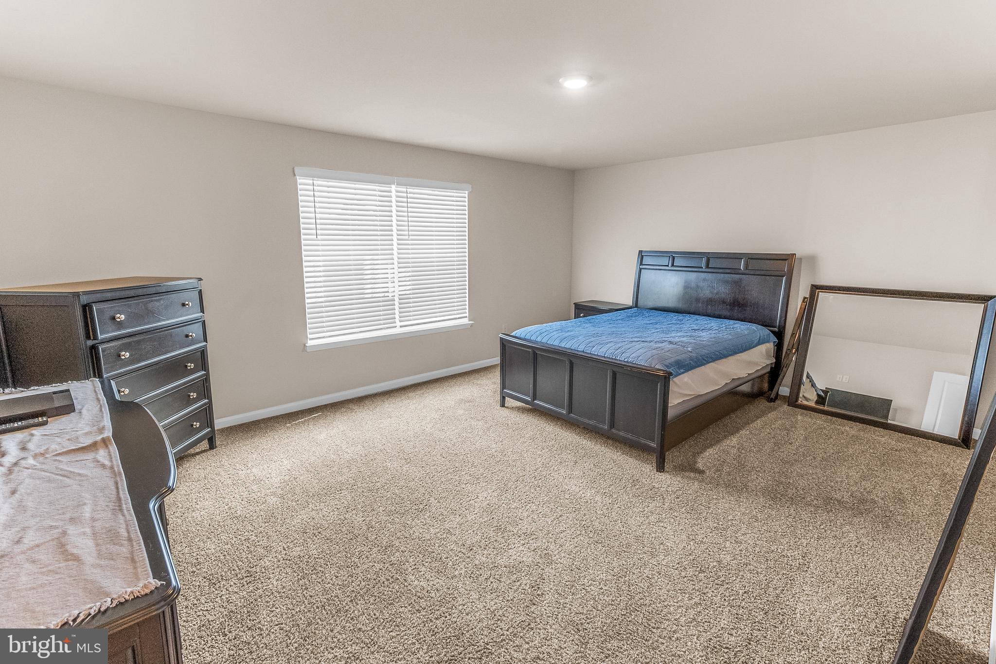 RED HILL - Residential