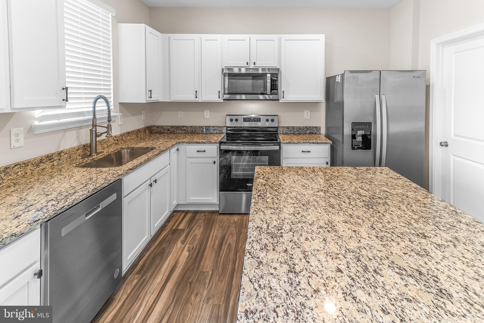 RED HILL - Residential