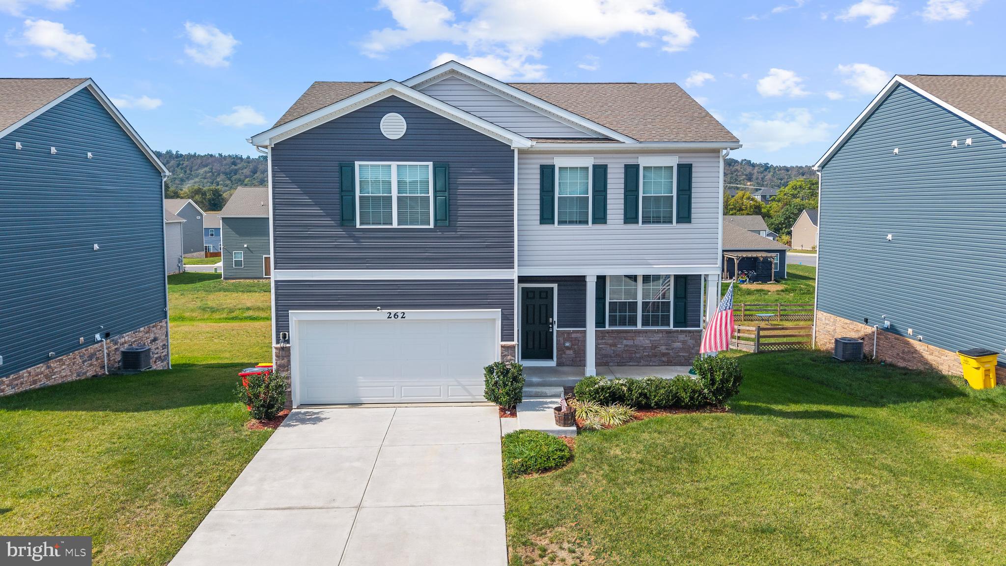 RED HILL - Residential