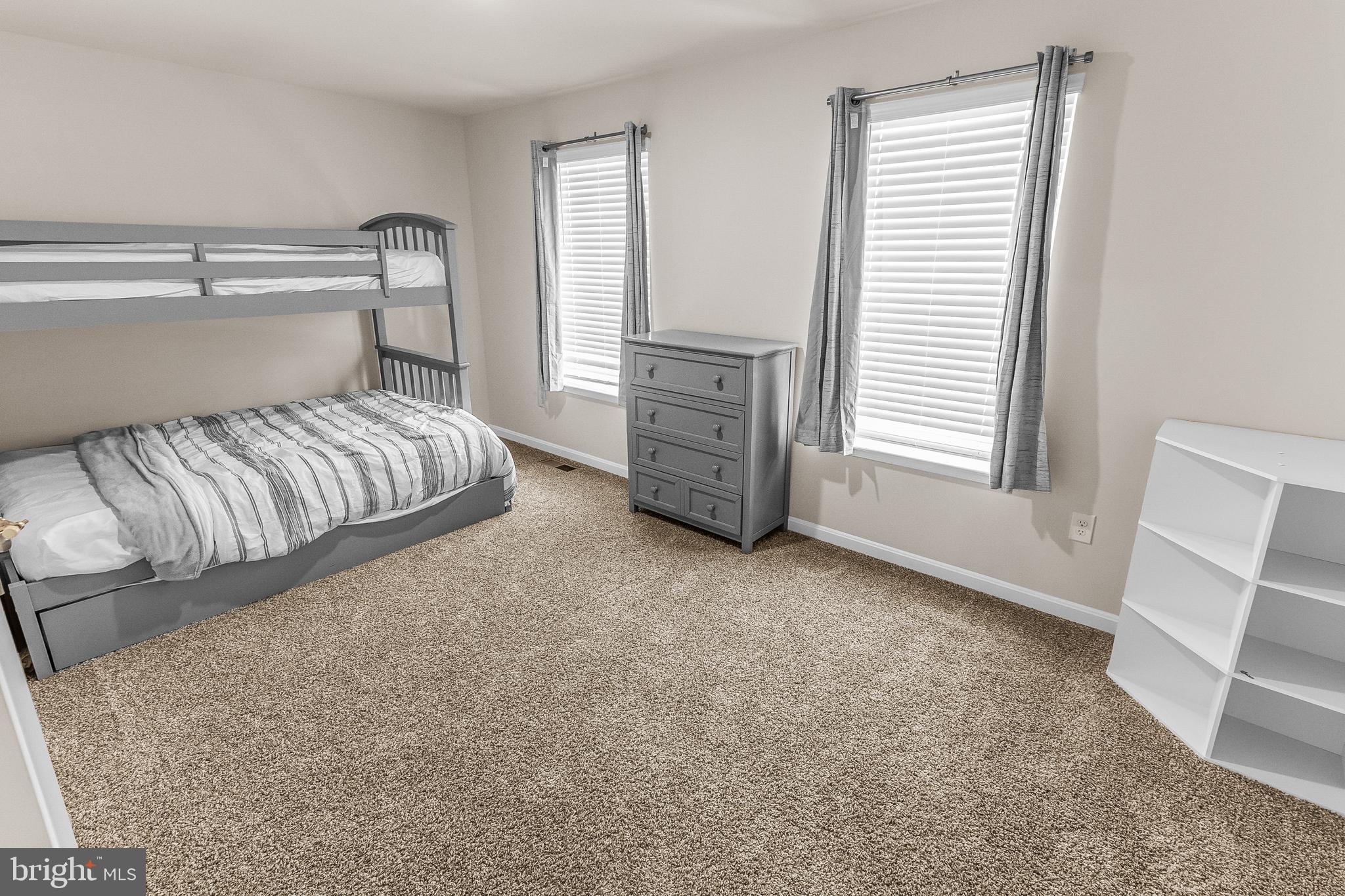 RED HILL - Residential