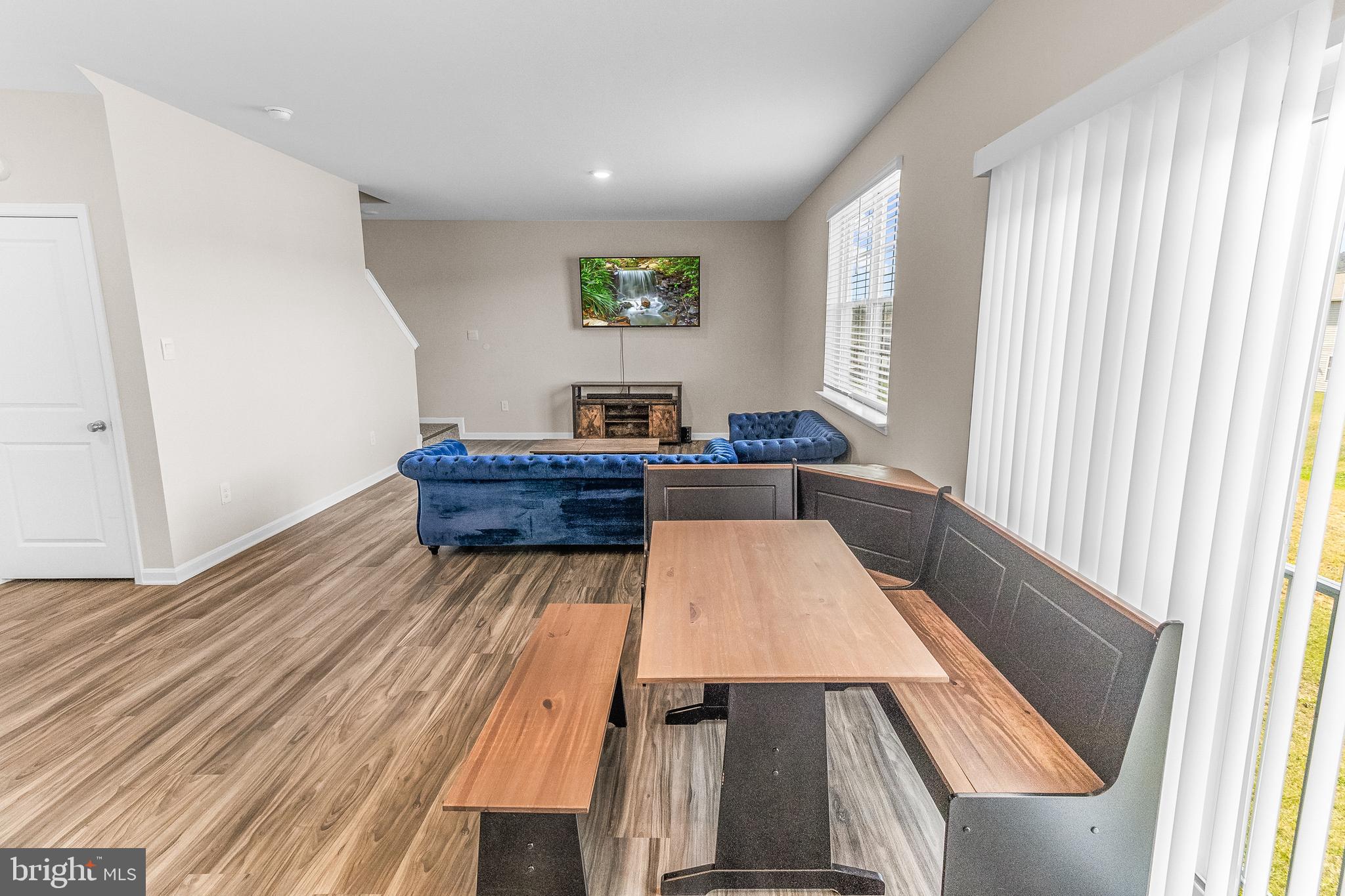 RED HILL - Residential