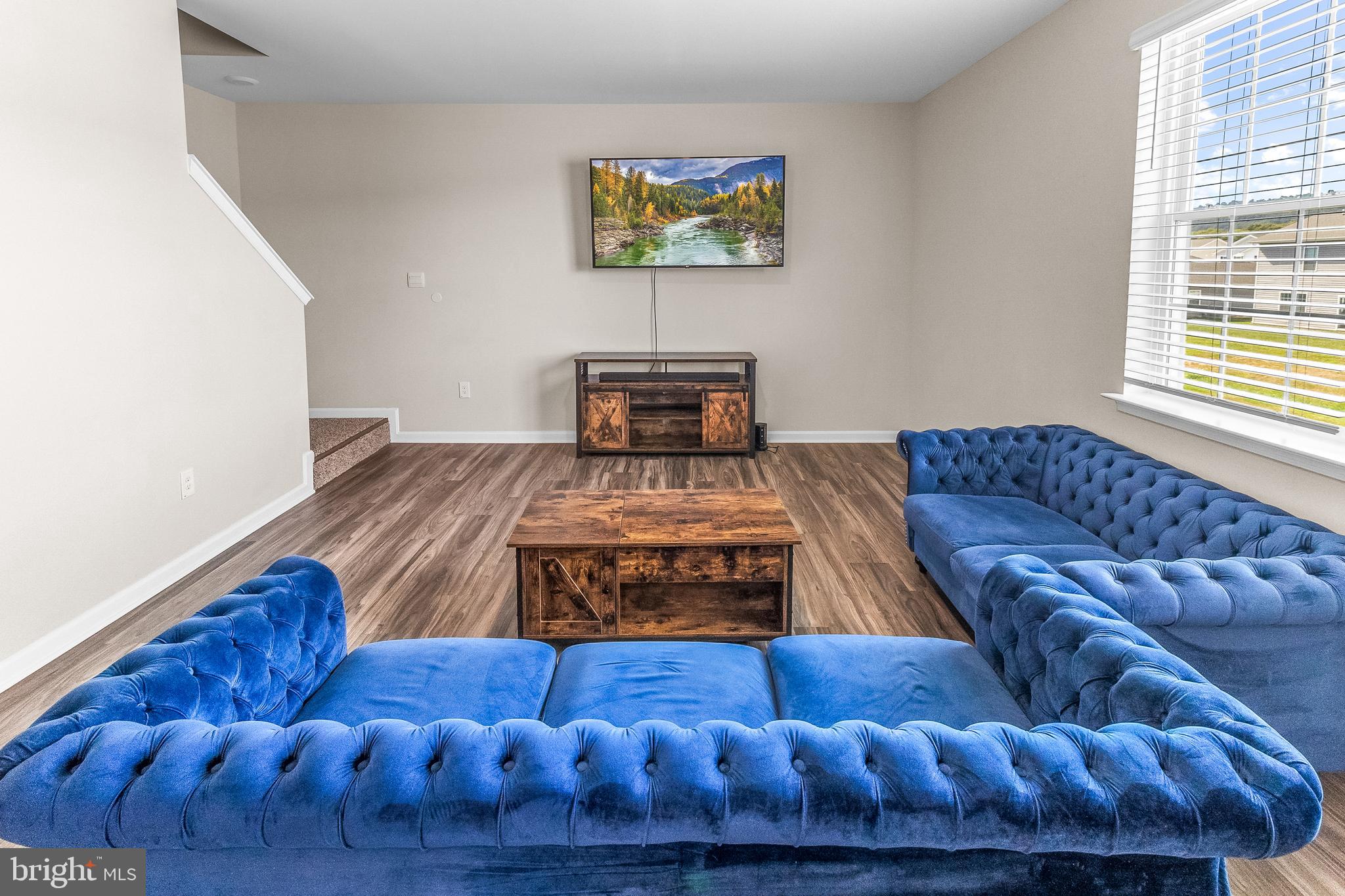 RED HILL - Residential