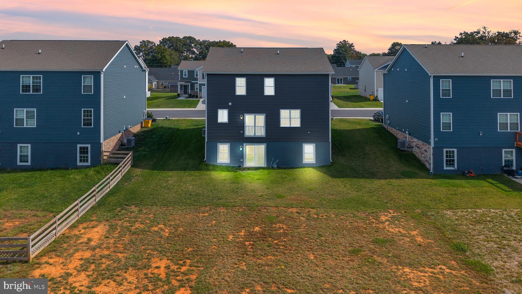 RED HILL - Residential