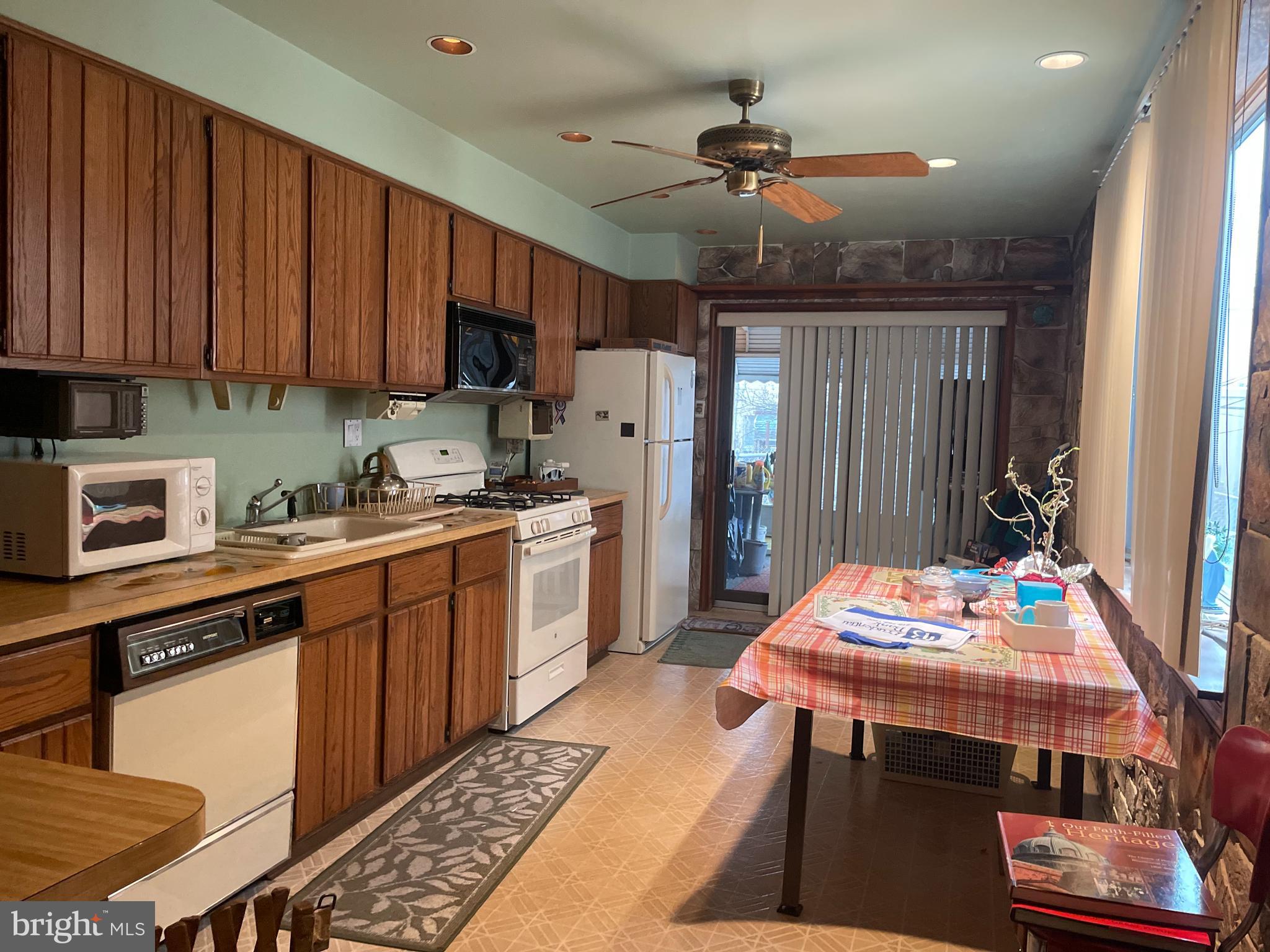 PORT RICHMOND - Residential