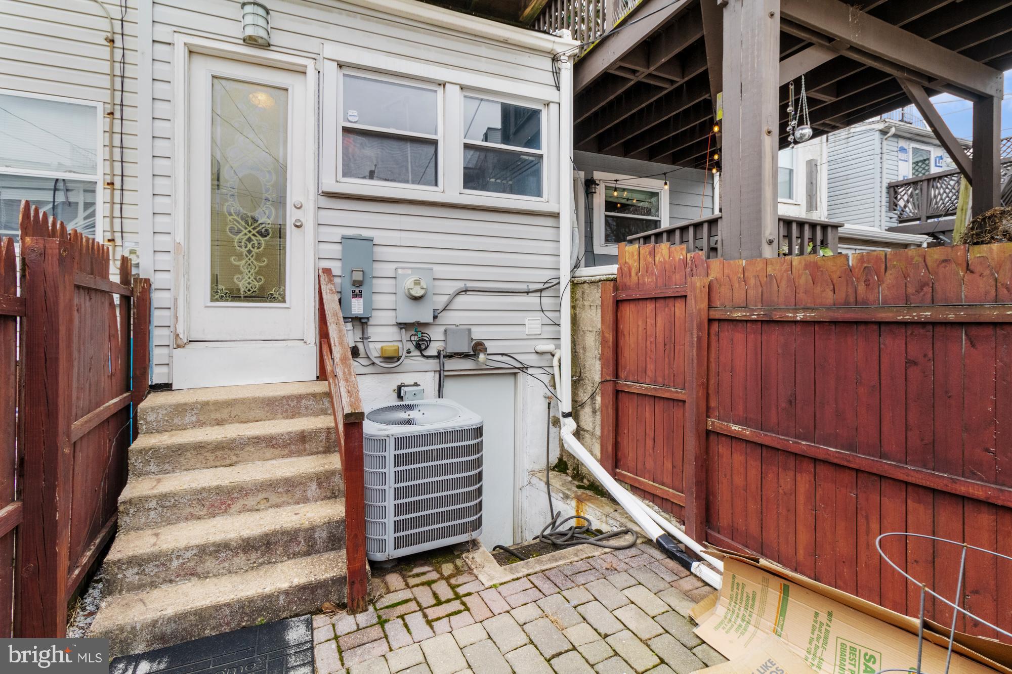 FEDERAL HILL HISTORIC DISTRICT - Residential Lease