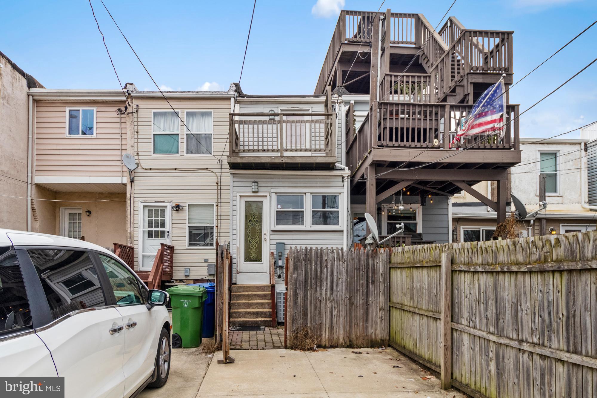 FEDERAL HILL HISTORIC DISTRICT - Residential Lease