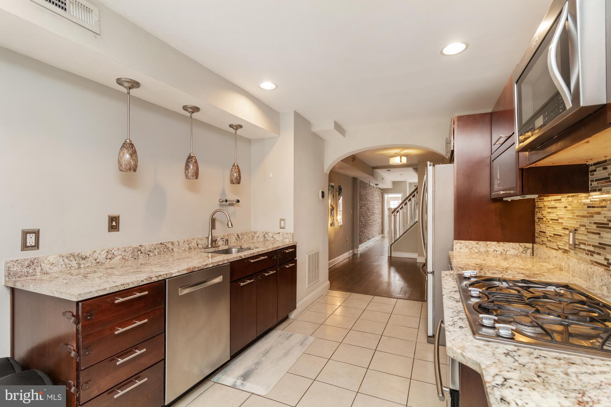 FEDERAL HILL HISTORIC DISTRICT - Residential Lease