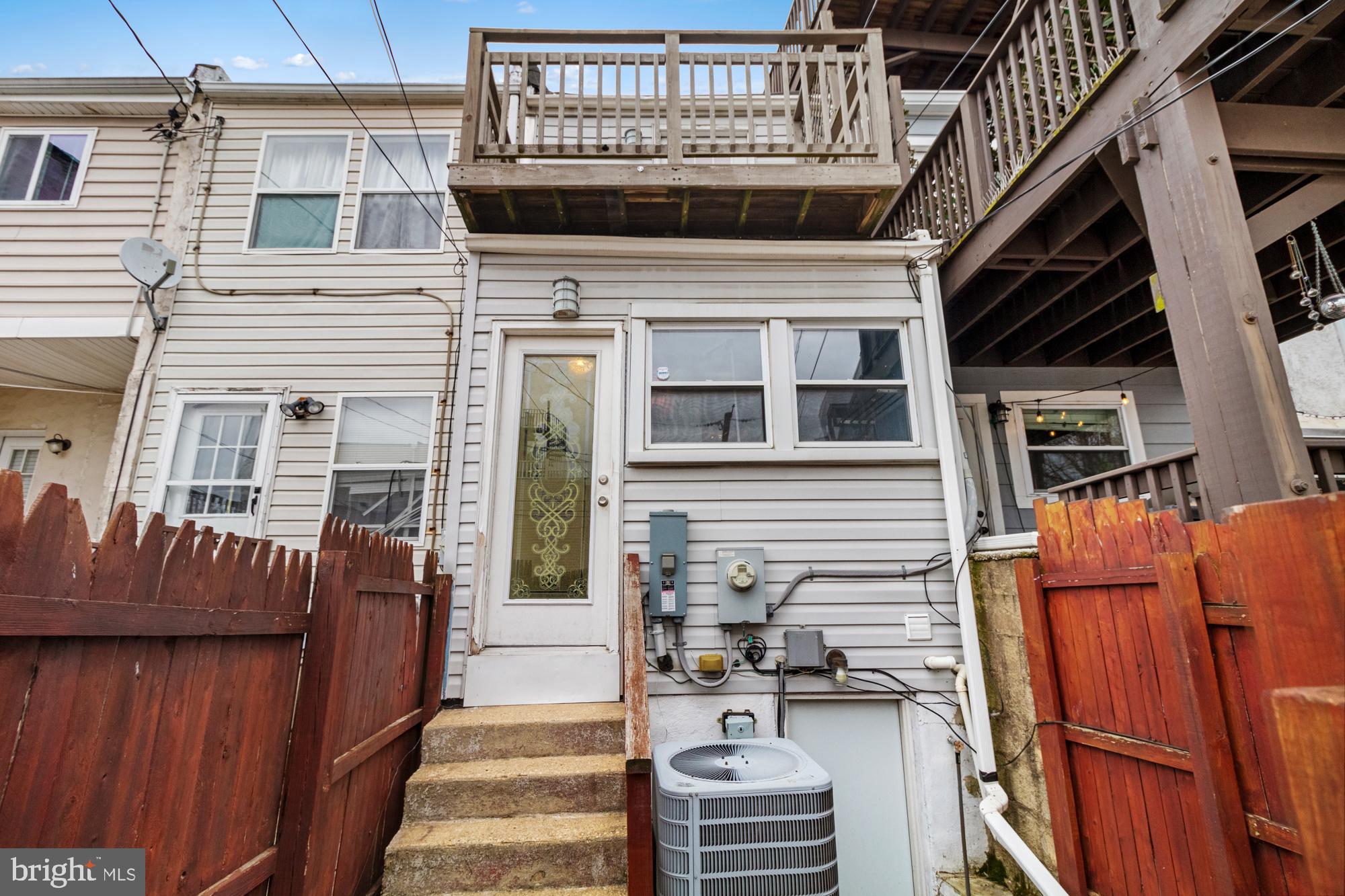 FEDERAL HILL HISTORIC DISTRICT - Residential Lease