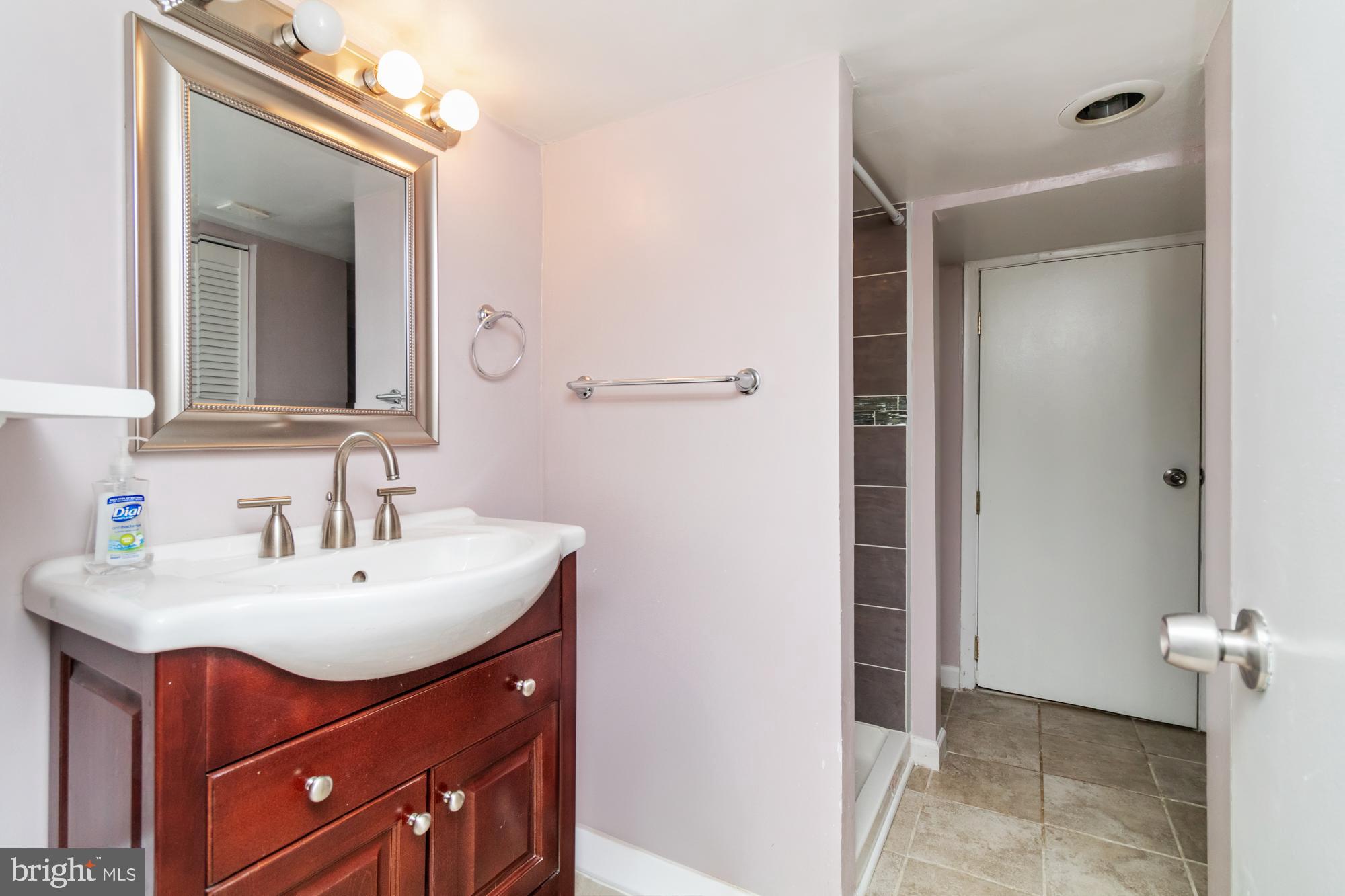 FEDERAL HILL HISTORIC DISTRICT - Residential Lease