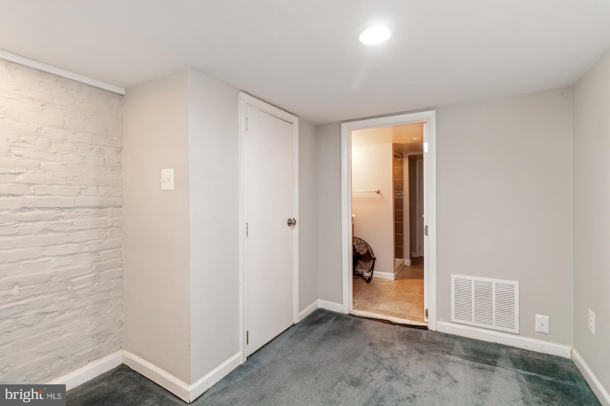 FEDERAL HILL HISTORIC DISTRICT - Residential Lease