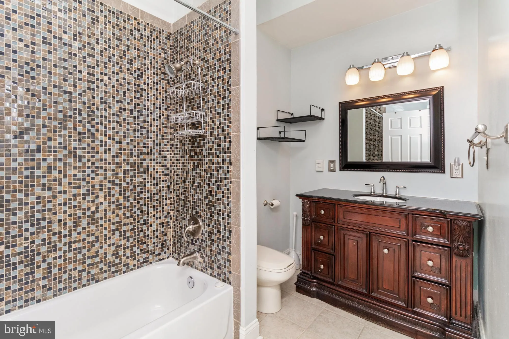 Baltimore, Maryland 21230, United States, 3 Bedrooms Bedrooms, ,4 BathroomsBathrooms,Residential,Active,88973