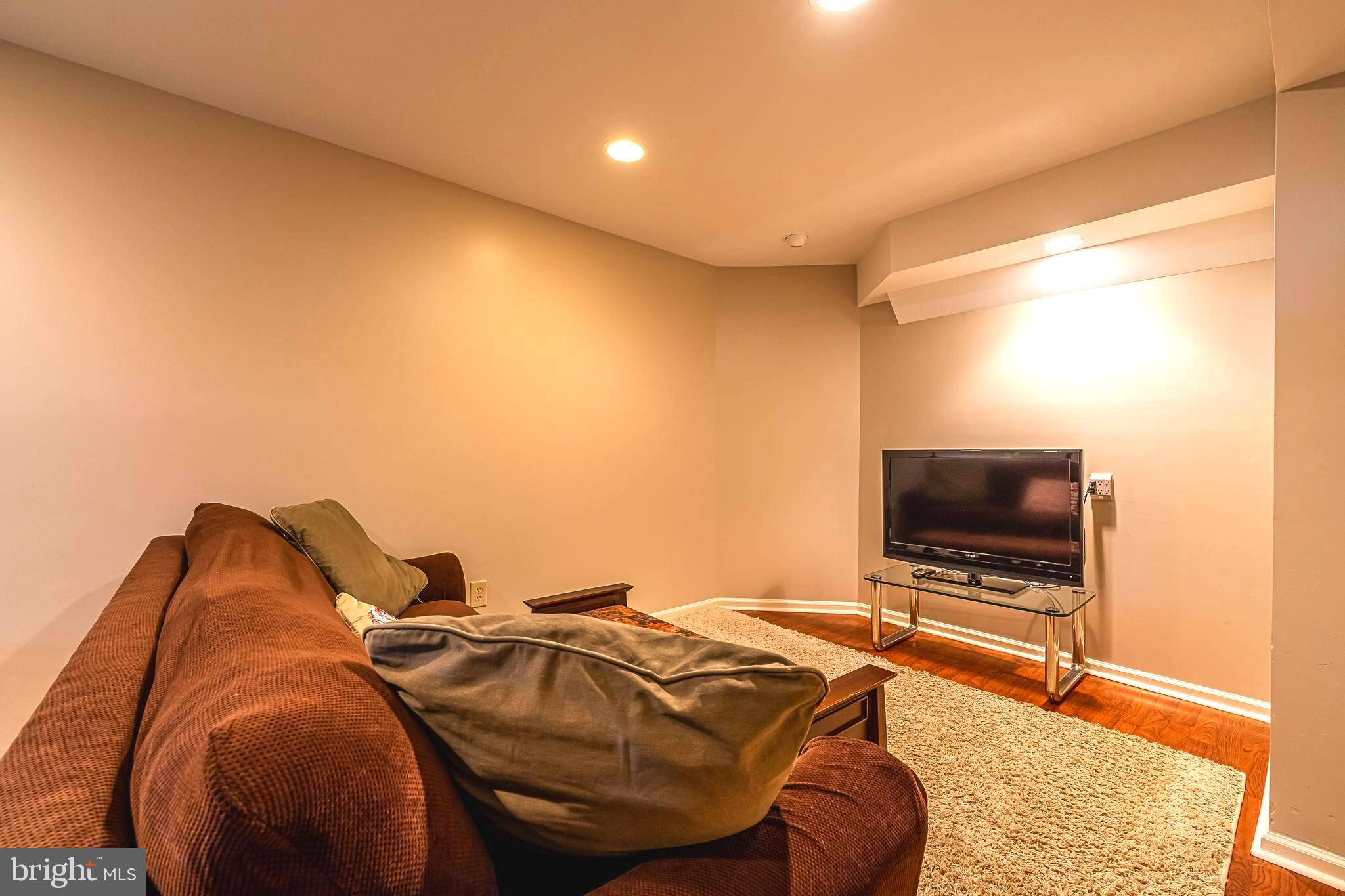 DUBLIN HUNT II - Residential