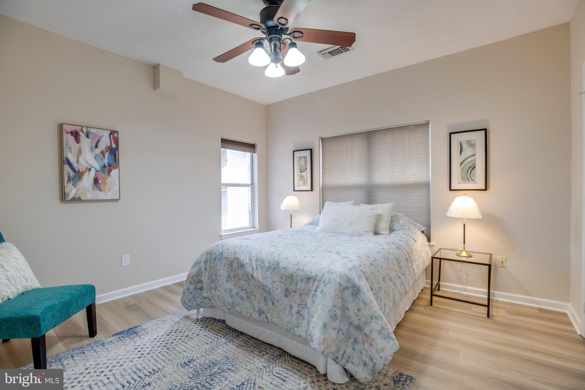 SANDERLING CONDO - Residential