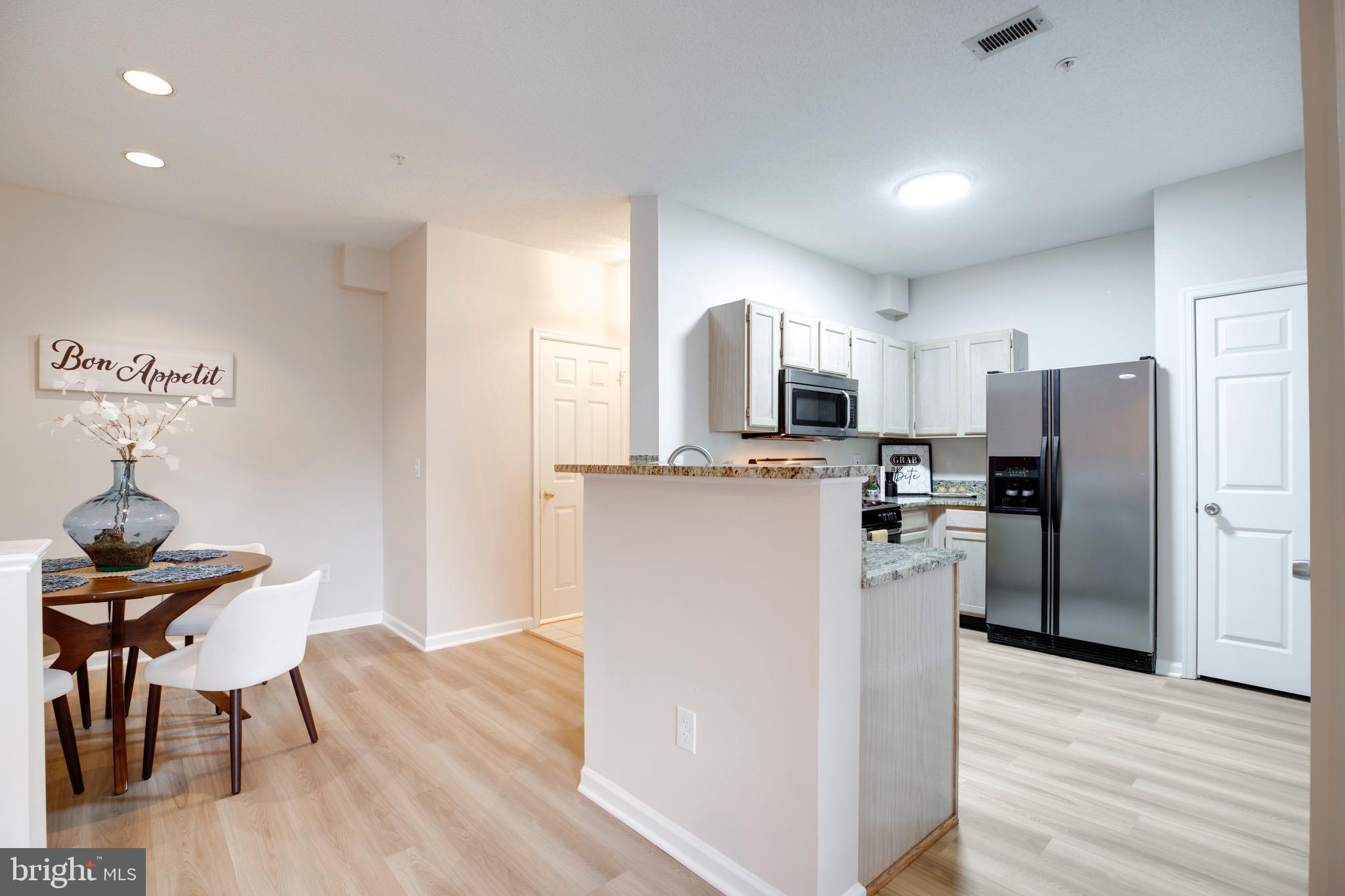 SANDERLING CONDO - Residential