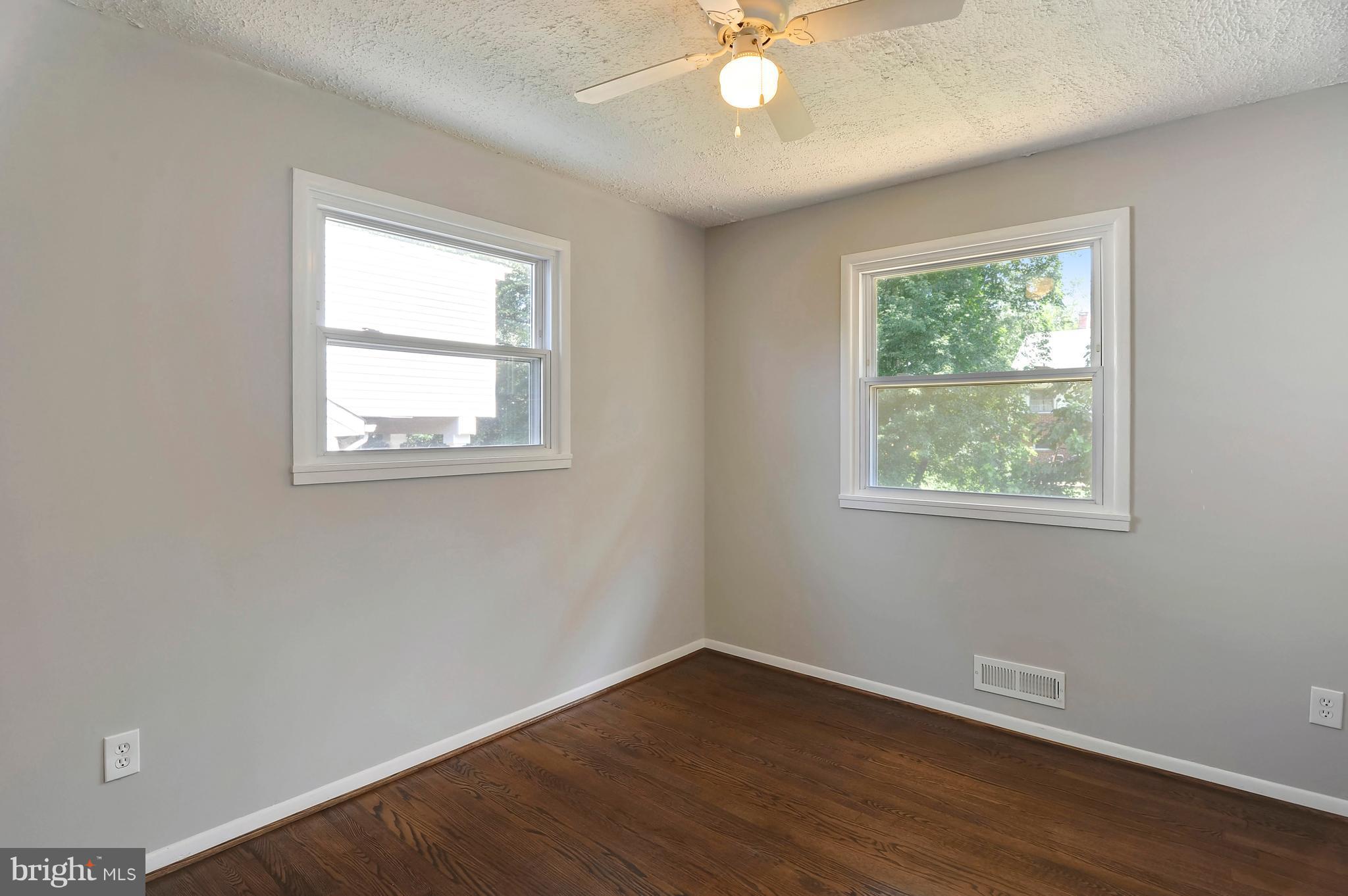 GLASSMANOR - Residential