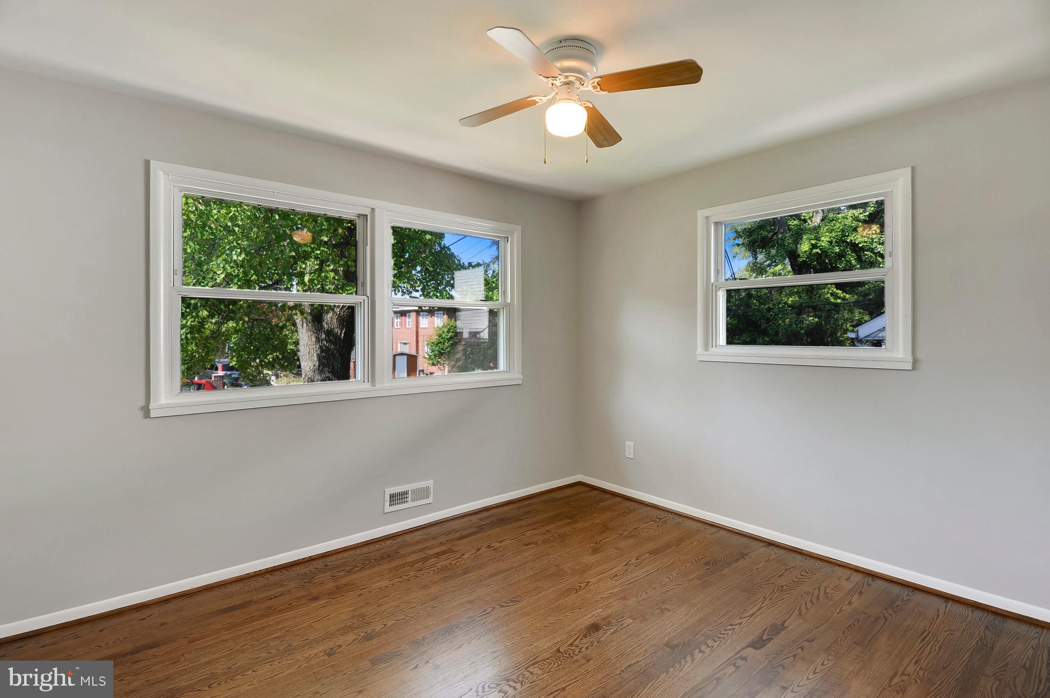 GLASSMANOR - Residential