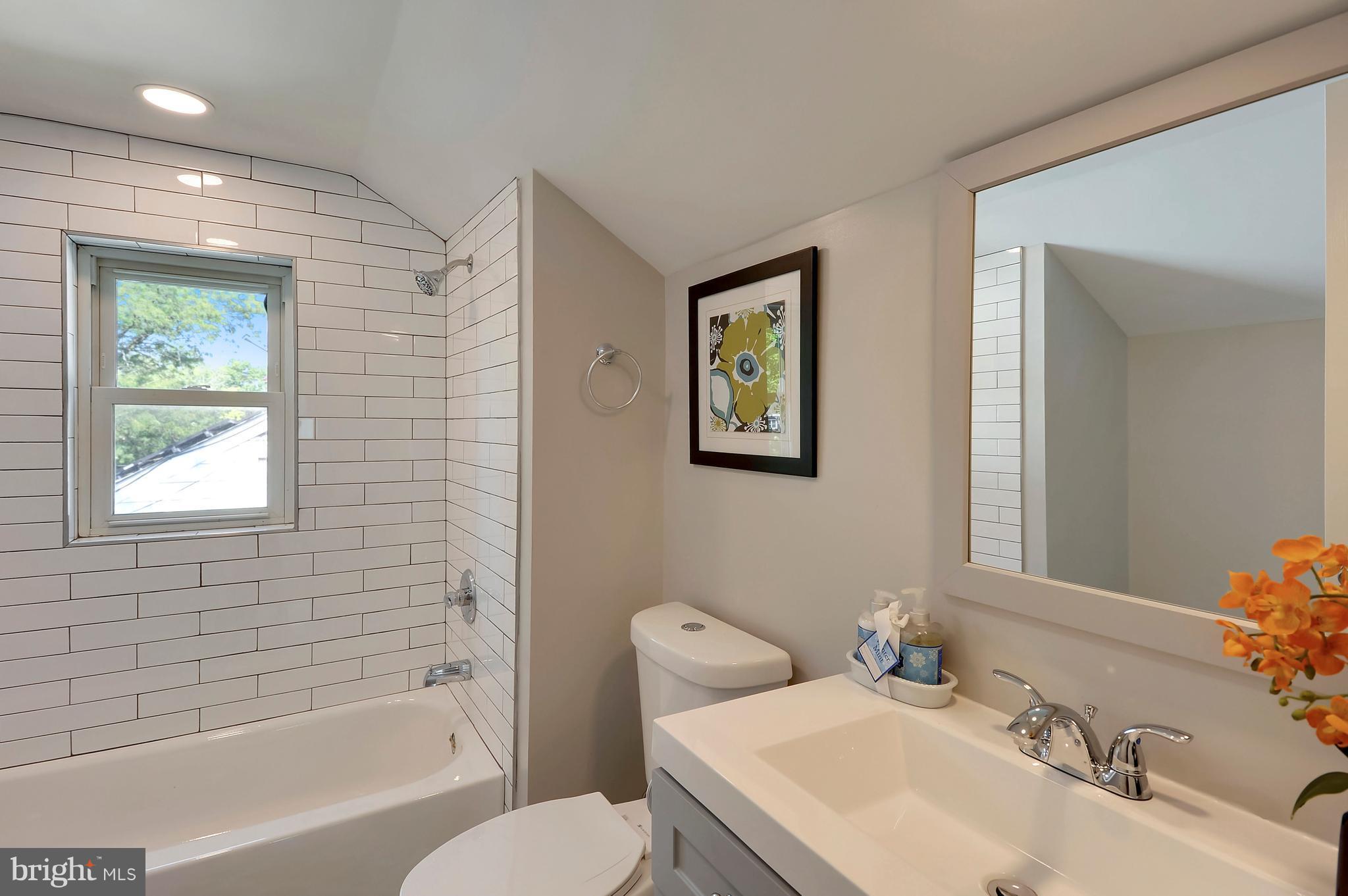 GLASSMANOR - Residential