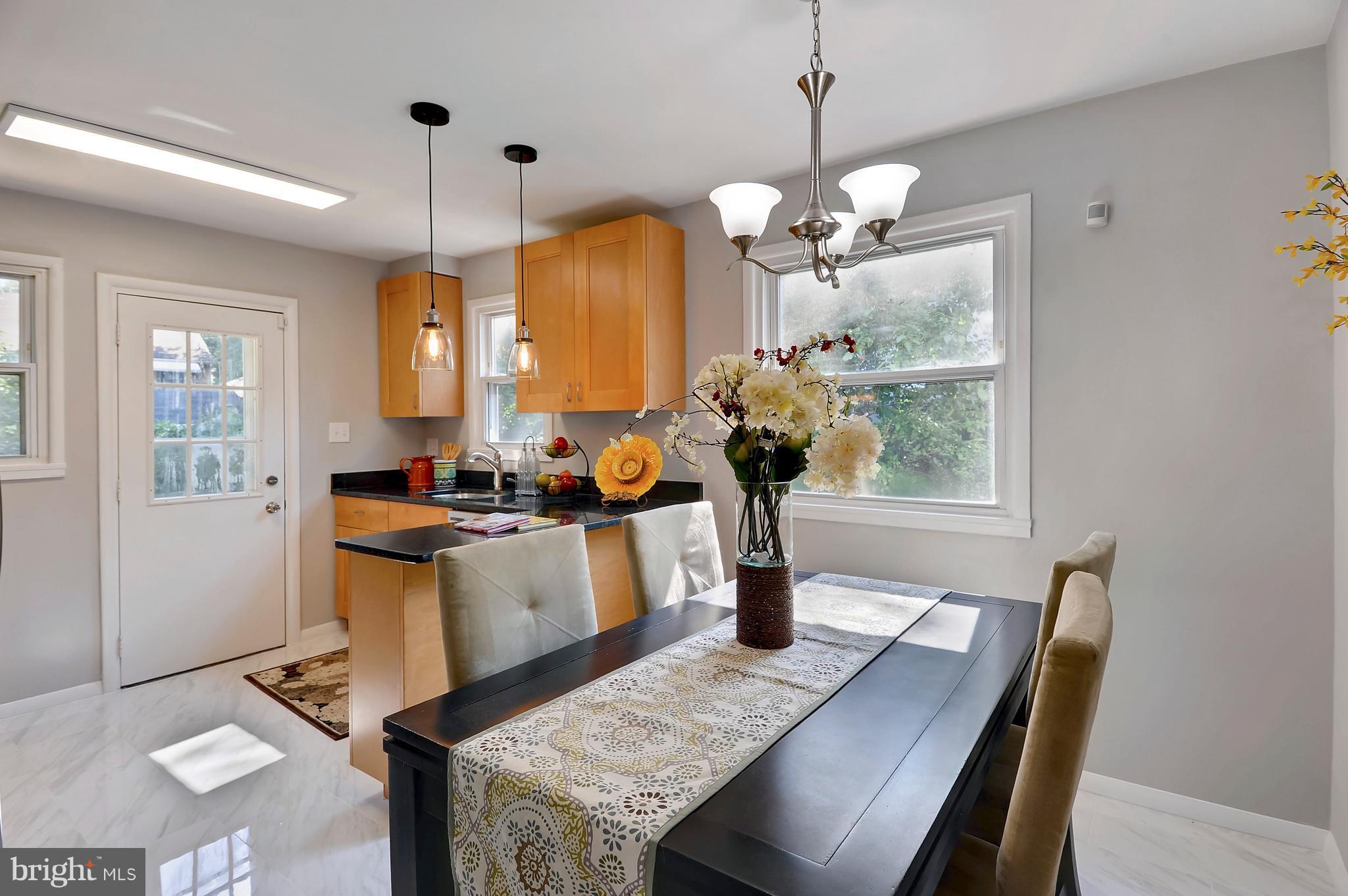 GLASSMANOR - Residential