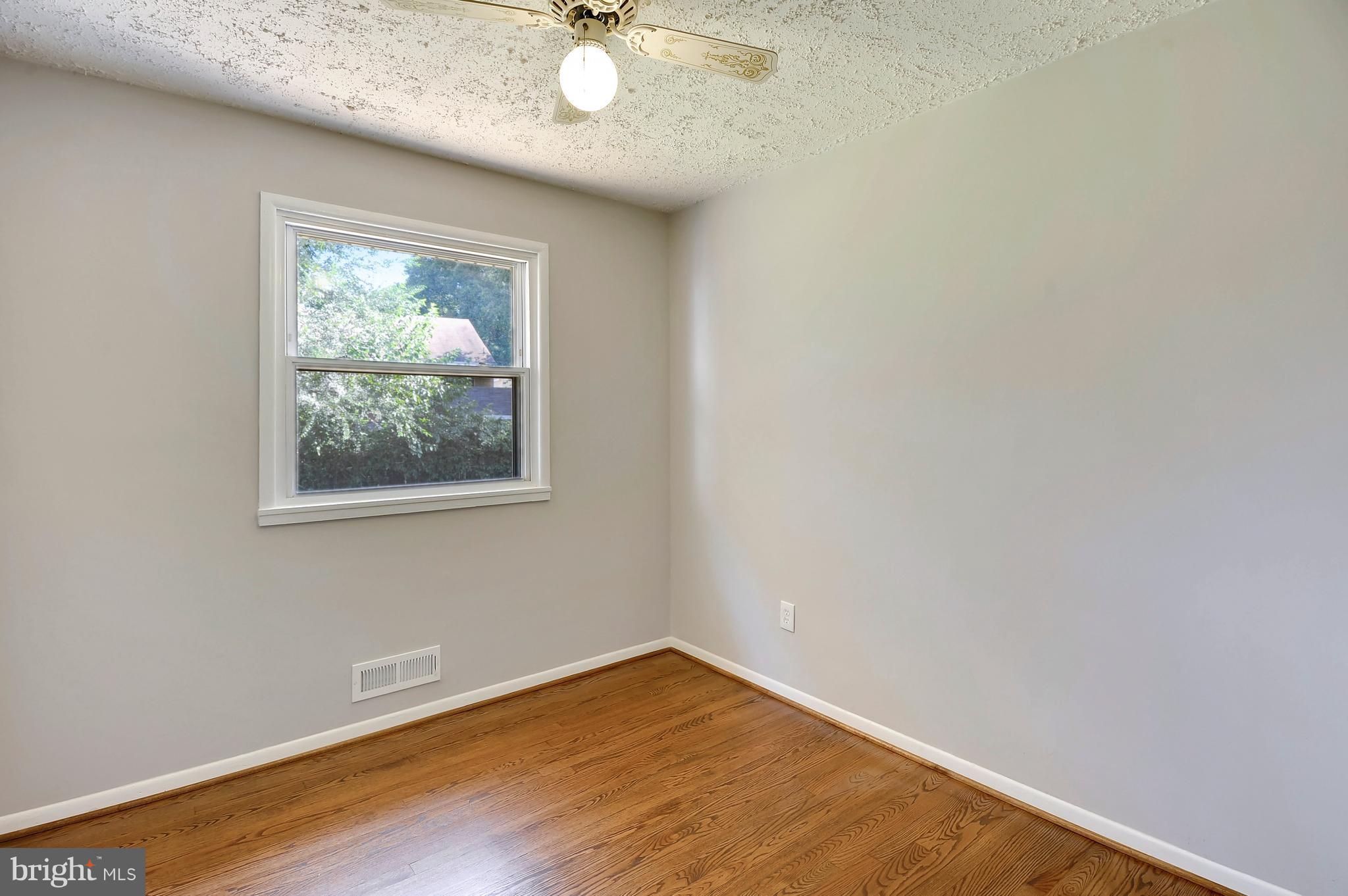 GLASSMANOR - Residential