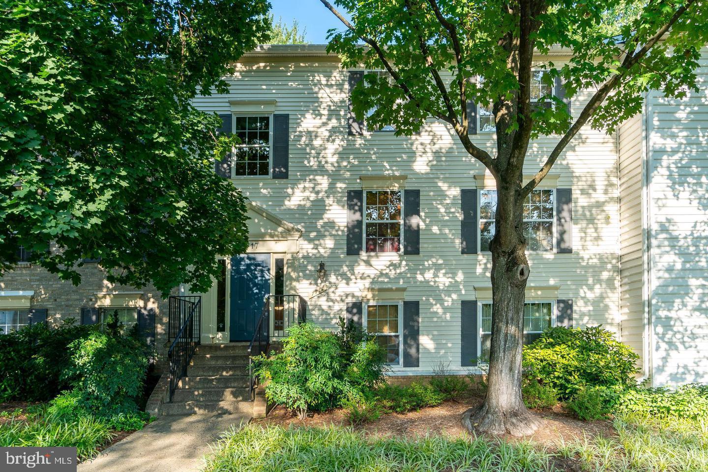 7717 INVERSHAM DRIVE 115