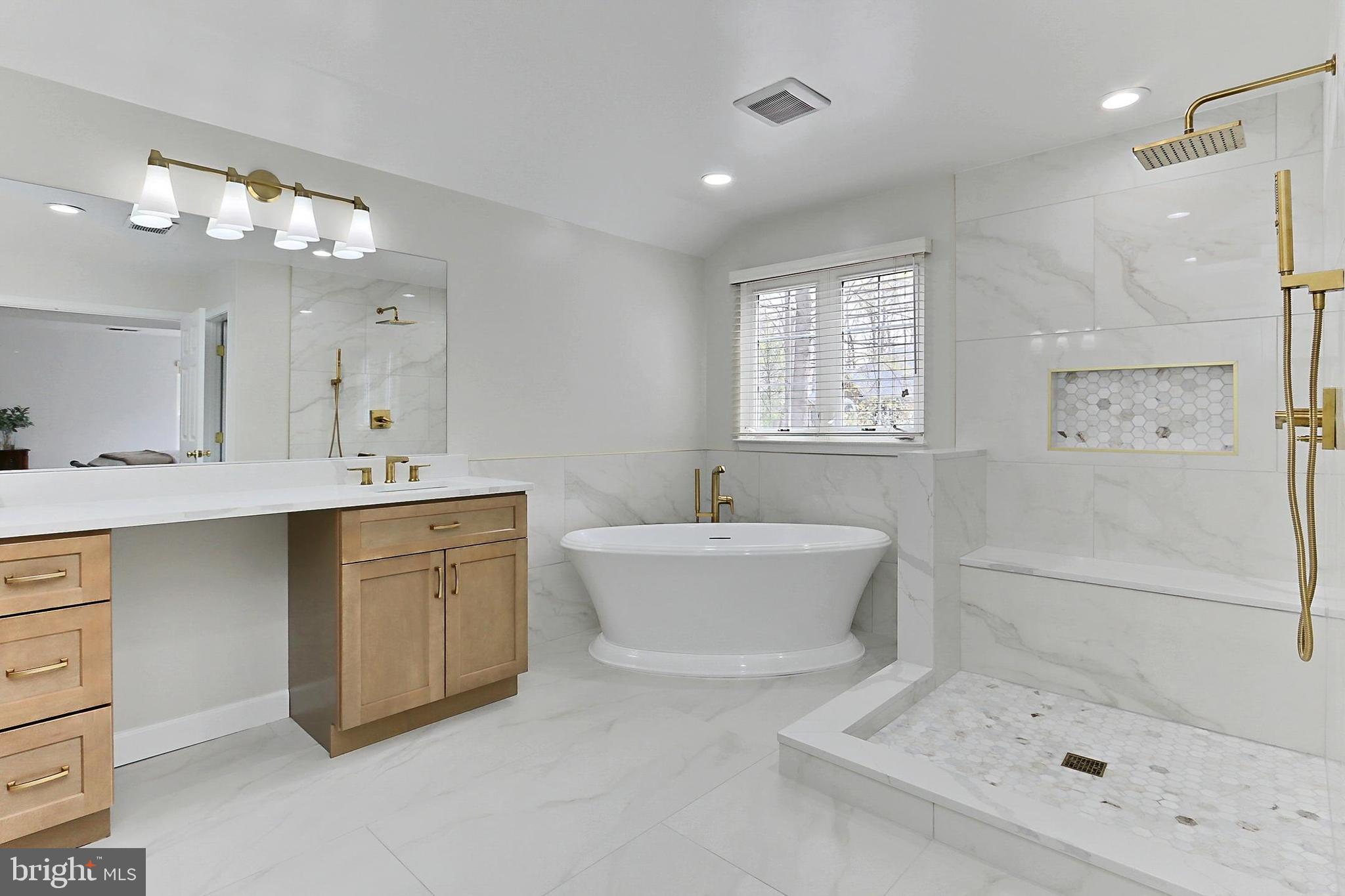 BALMORAL GREENS - Residential