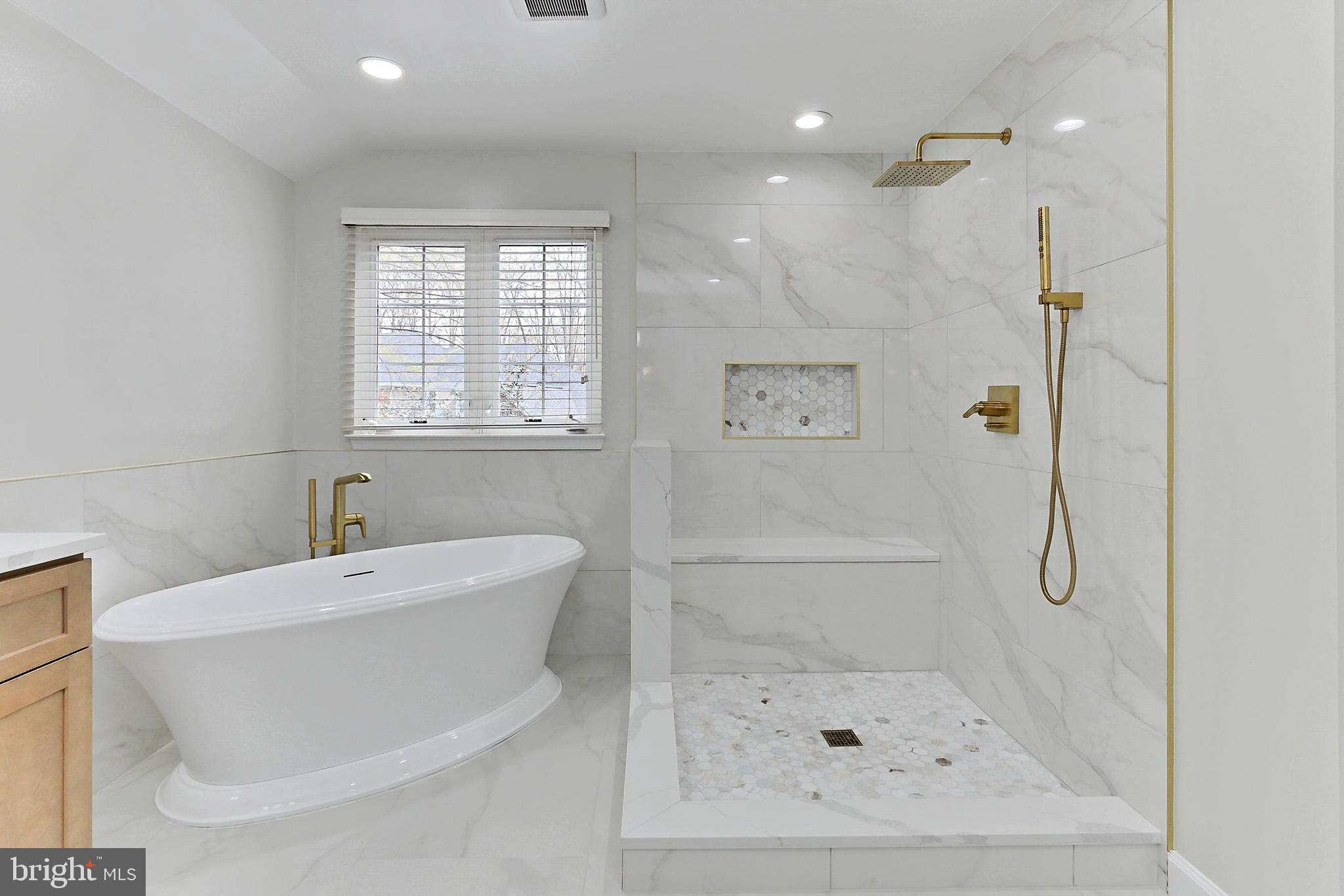 BALMORAL GREENS - Residential