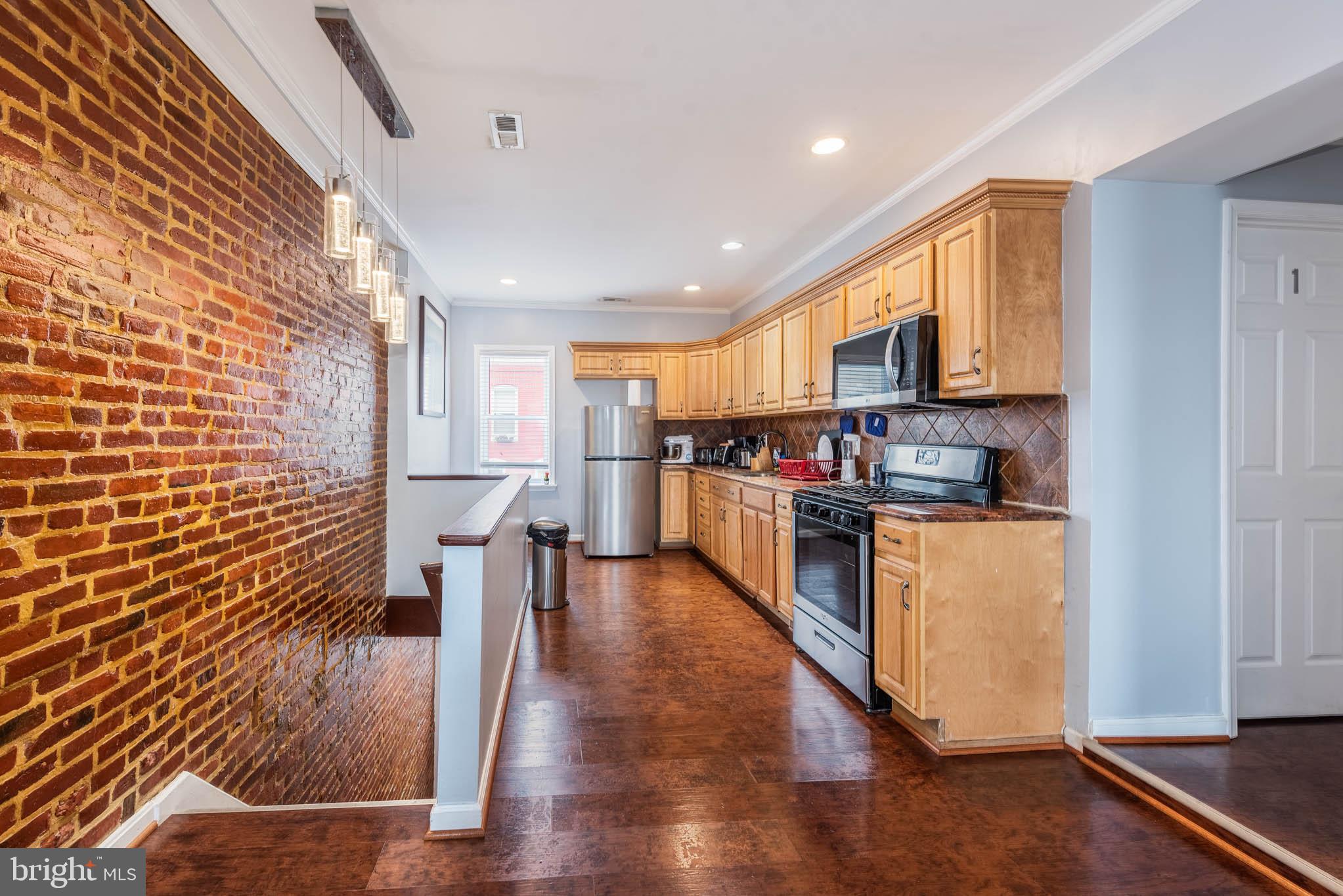 PATTERSON PARK - Commercial Sale