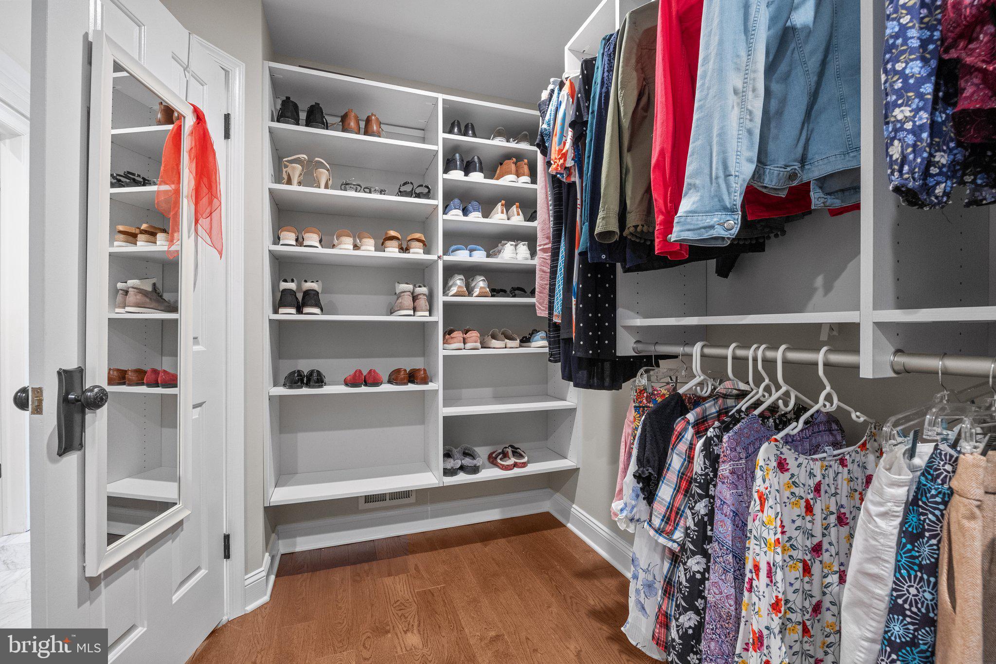 WEATHERFIELD - Residential