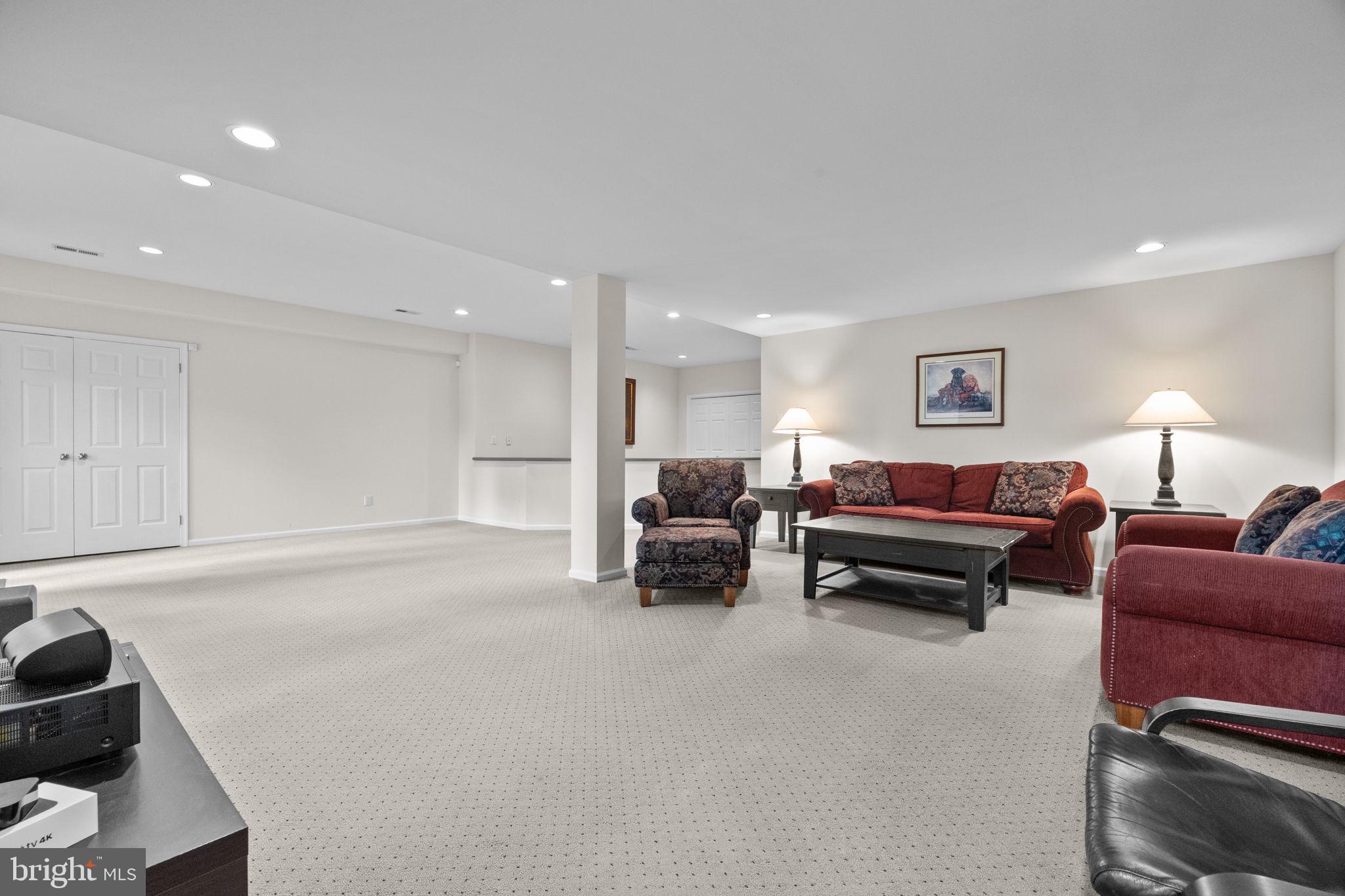 WEATHERFIELD - Residential