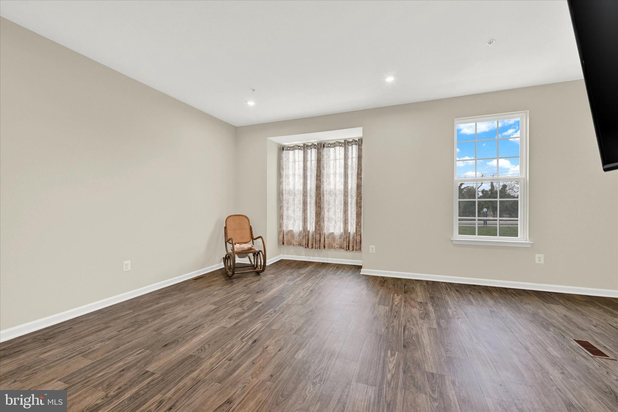 CEDAR HILL - Residential